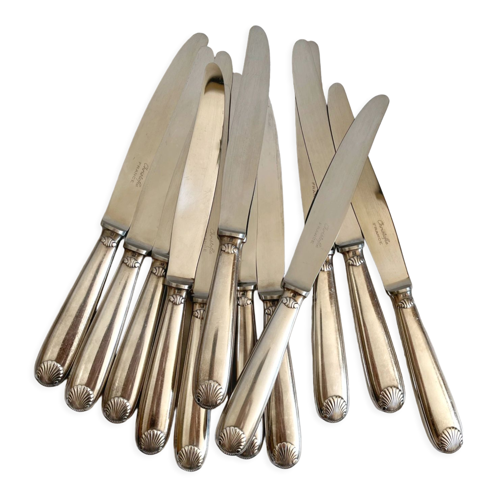 Coffret 12 couteaux de table en métal argenté Christofle Coquille Vendôme |  Selency
