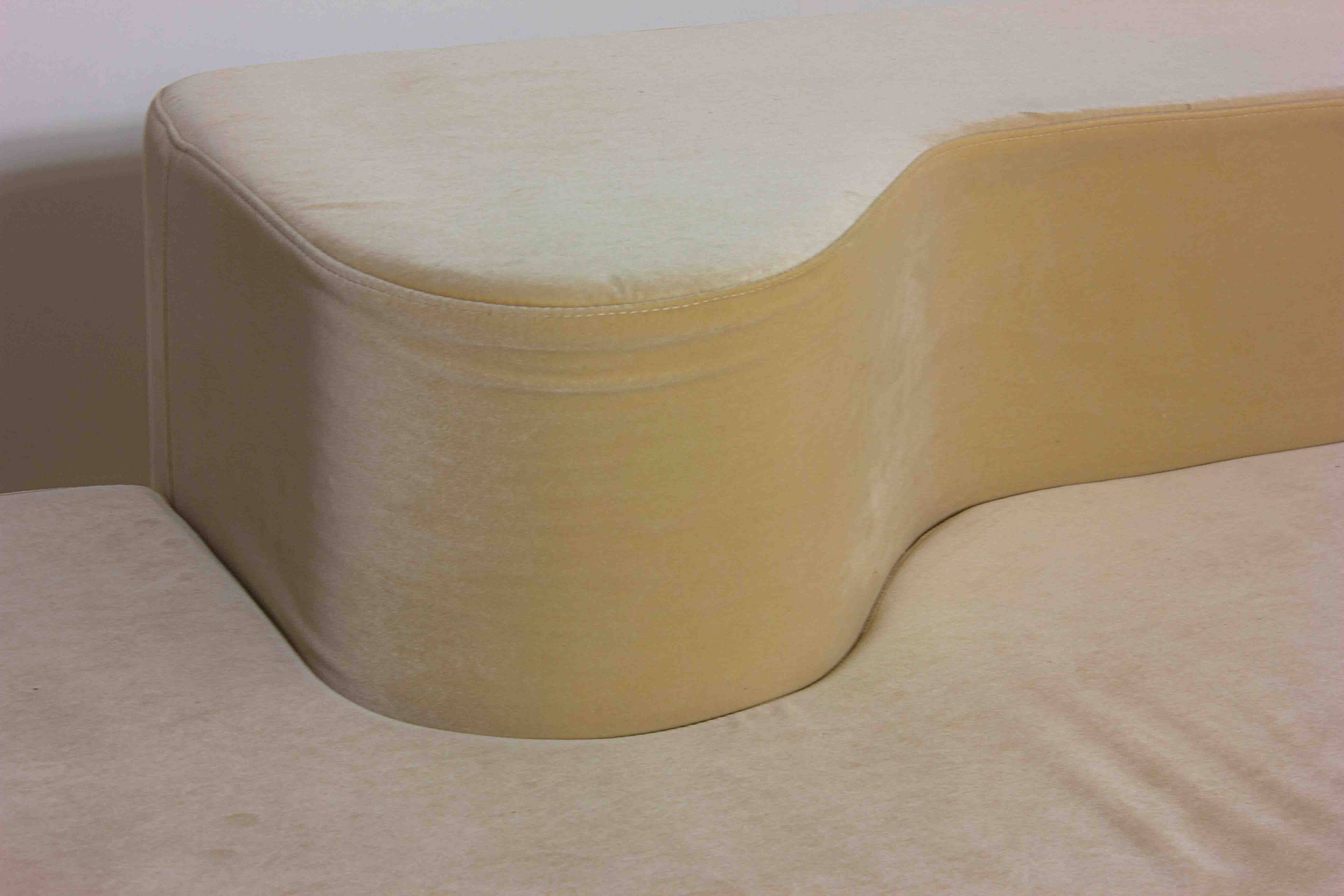 'Lara' sofa by Roberto Pamio for Stilwood in beige velvet, Italy 1958