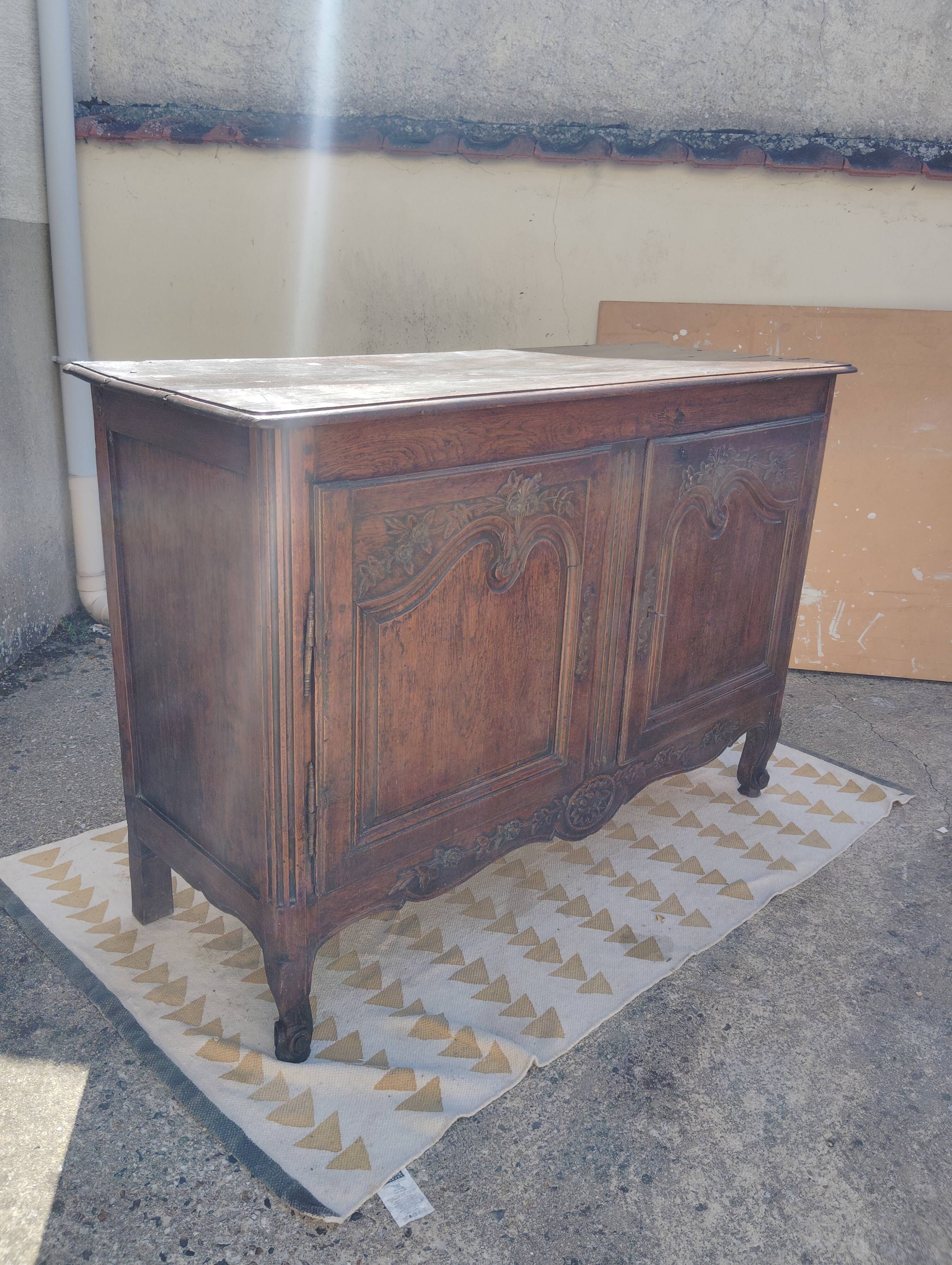 19th-century oak buffet