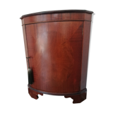 Corner cabinet