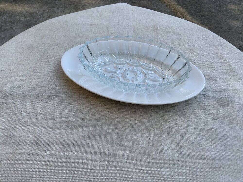 Ceramic and glass cream service set - Set of 2, 1950s, Czech Republic