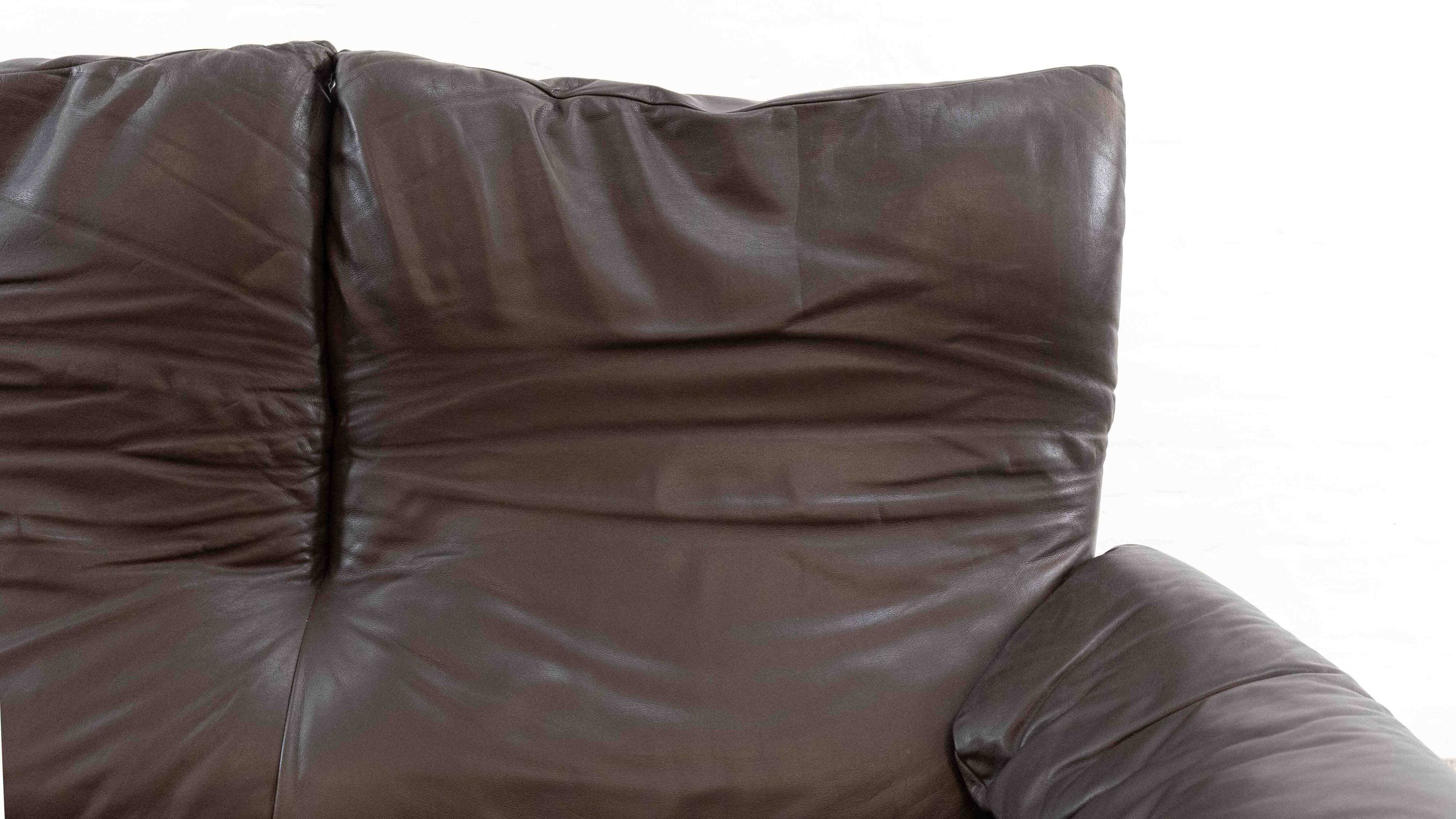 Cassina Maralunga 3seat-Sofa in darkbrown leather by Vico Magistretti