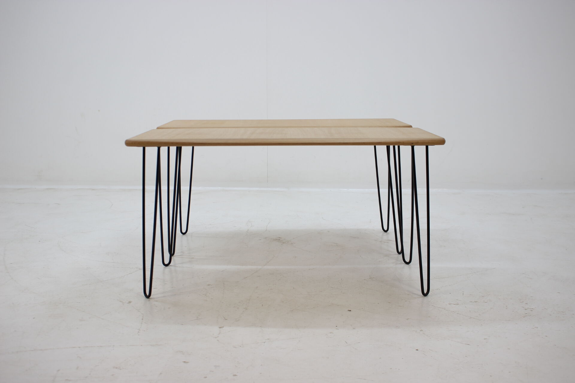 1960s Oak coffee table on hairpin legs