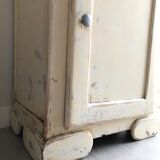 Former patinated confectioner