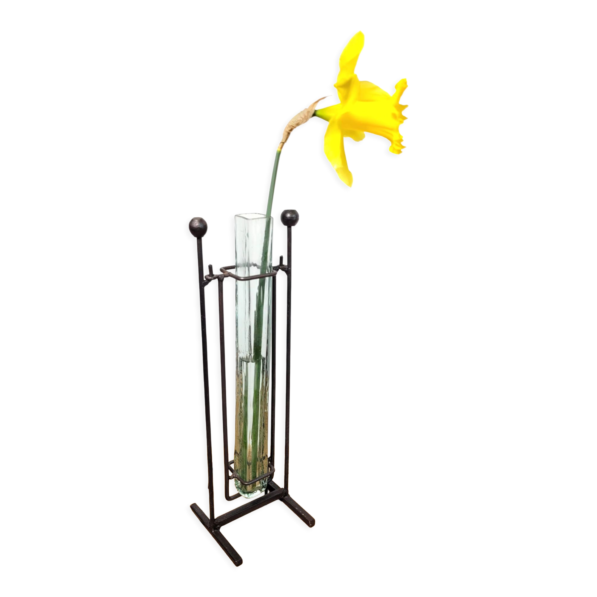 Soliflore vase on rocking portico