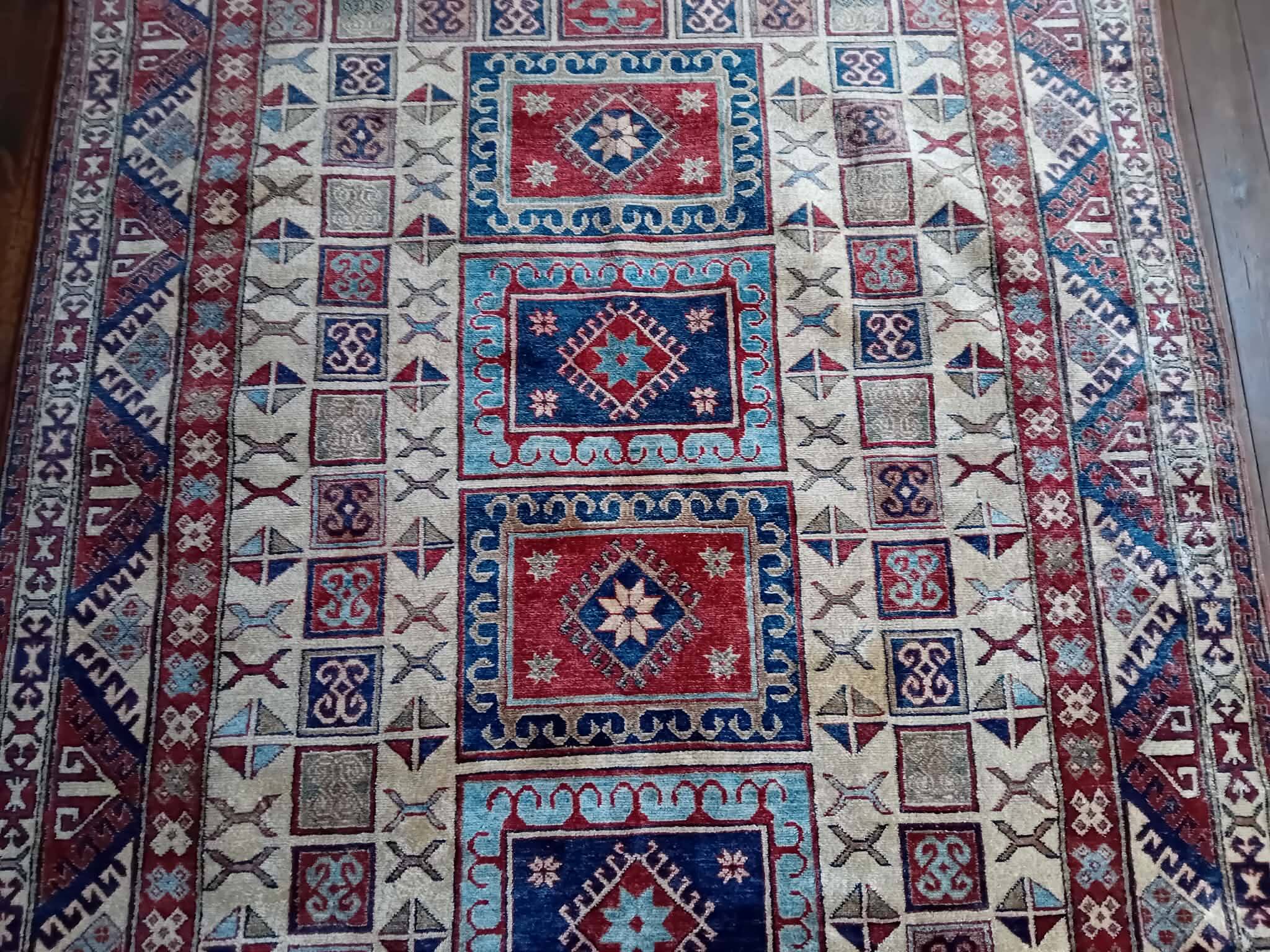 Handmade Pakistani Kazak rug 235x184cm