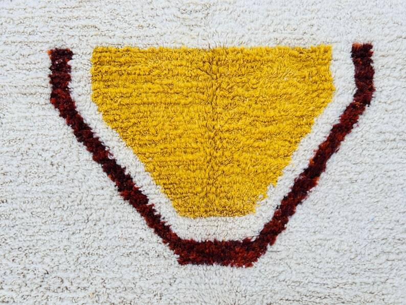 Tapis azilal Tissé main traditionnelle taille 200 x 300 cm