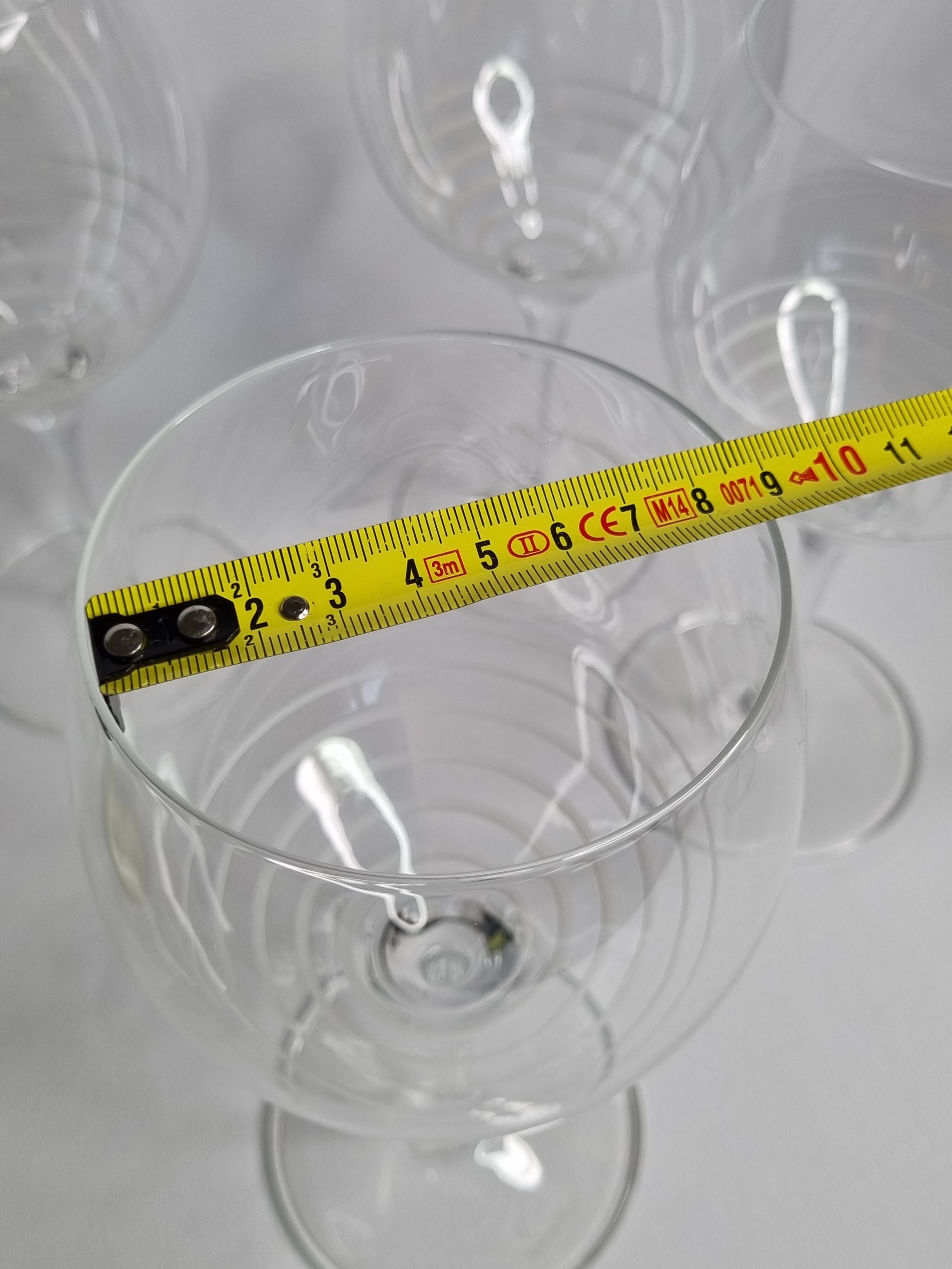 Villeroy and Boch crystal wine glasses, 23 cm