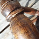 Tabouret tripode en bois tourné