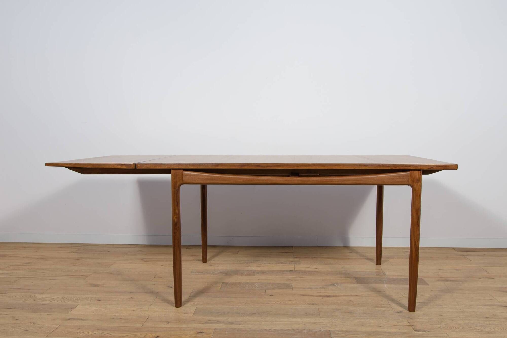 Mid-Century Dining Table by Ib Kofod Larsen for G-Plan, United Knigdom,1960