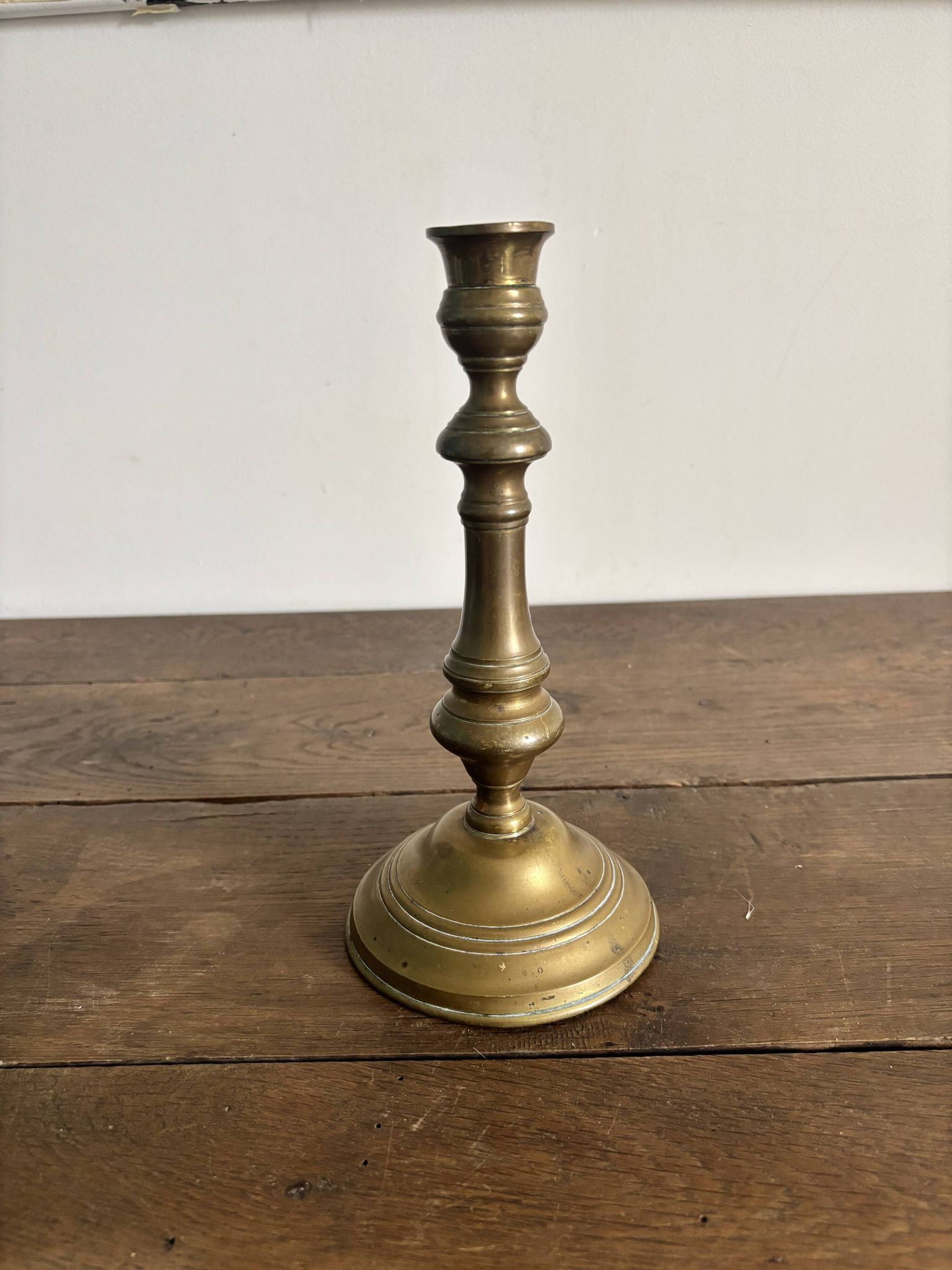 Large candelabrum / antique candlestick in brass – Louis XIV style