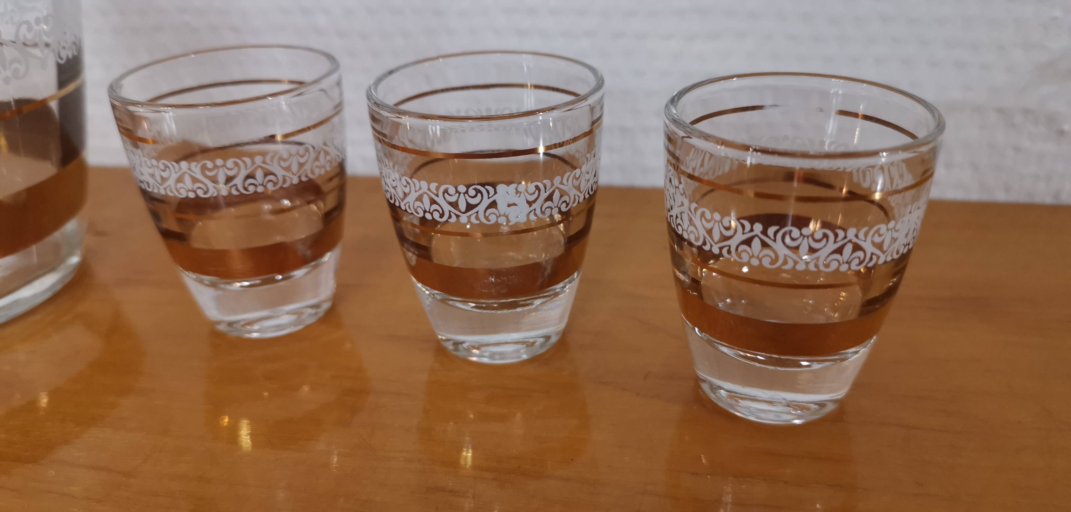 Complete Arques crystal liqueur service, carafe and glasses