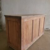 Kitchen Counter / Island