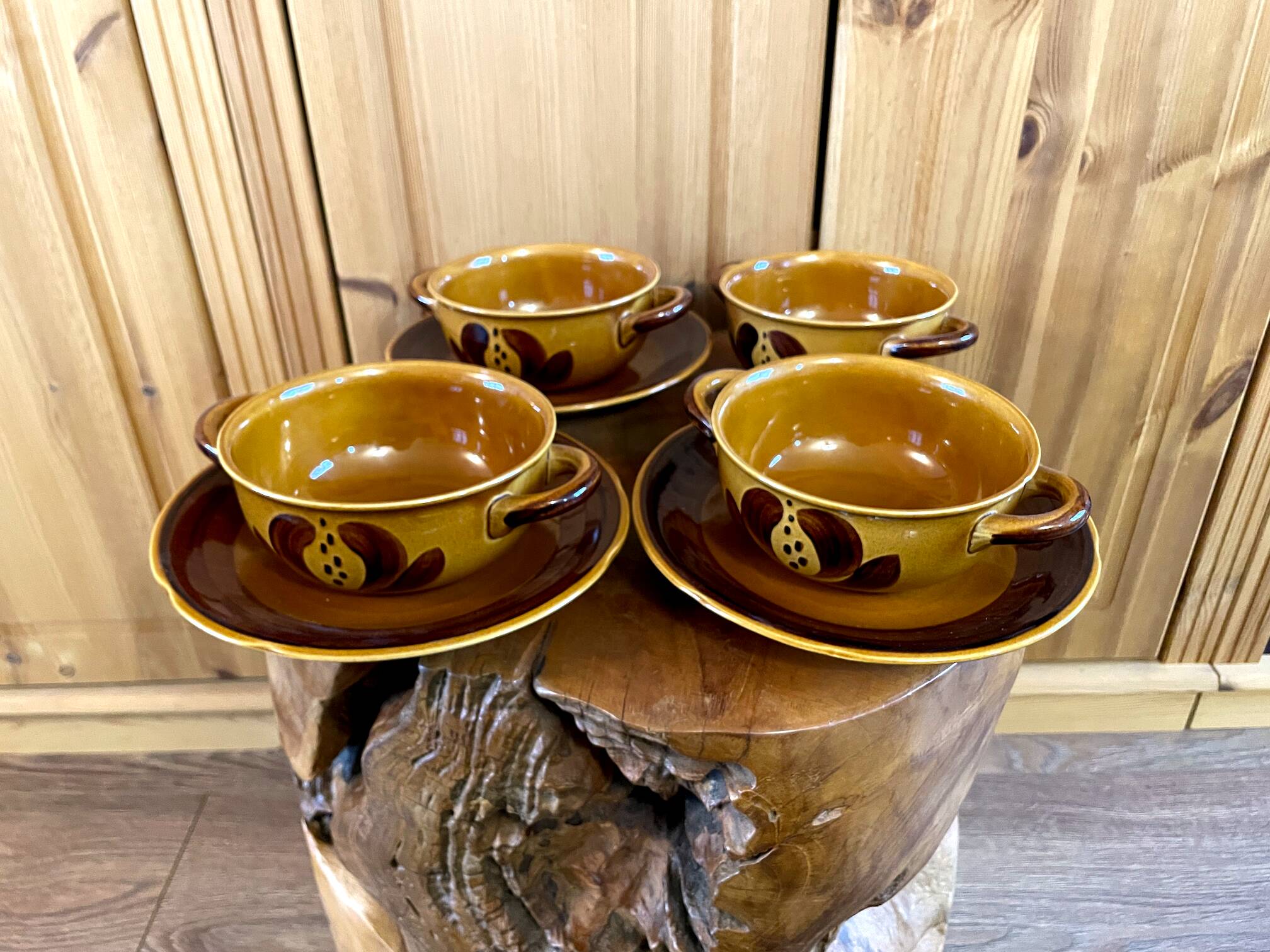 Set of Ochre Villeroy & Boch Soup Bowls and Plates from the Picnic Series