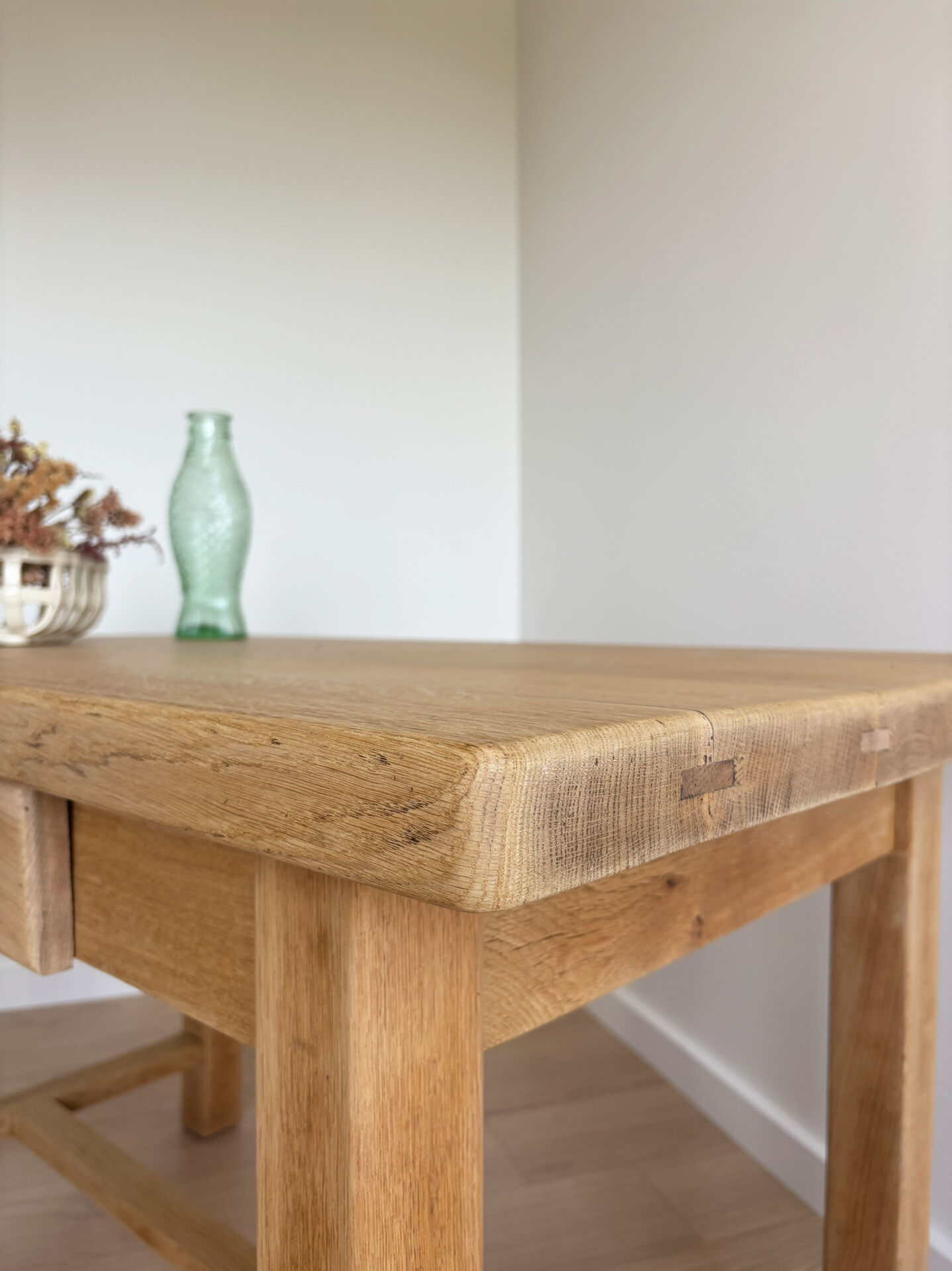 Old farmhouse table in solid oak with a drawer.