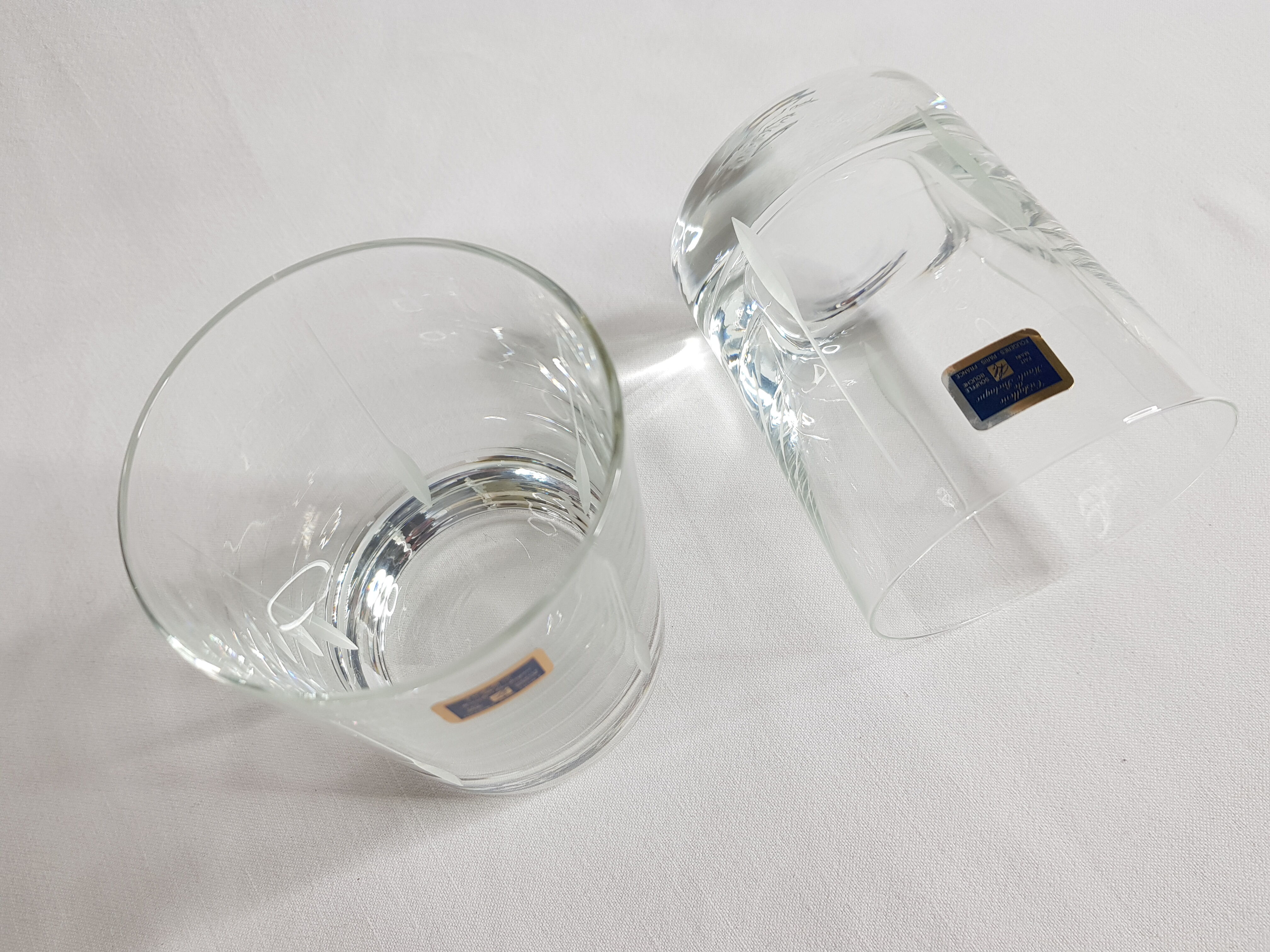 Deux verres à whisky en cristal taillé (cristallerie de haute bretagne)