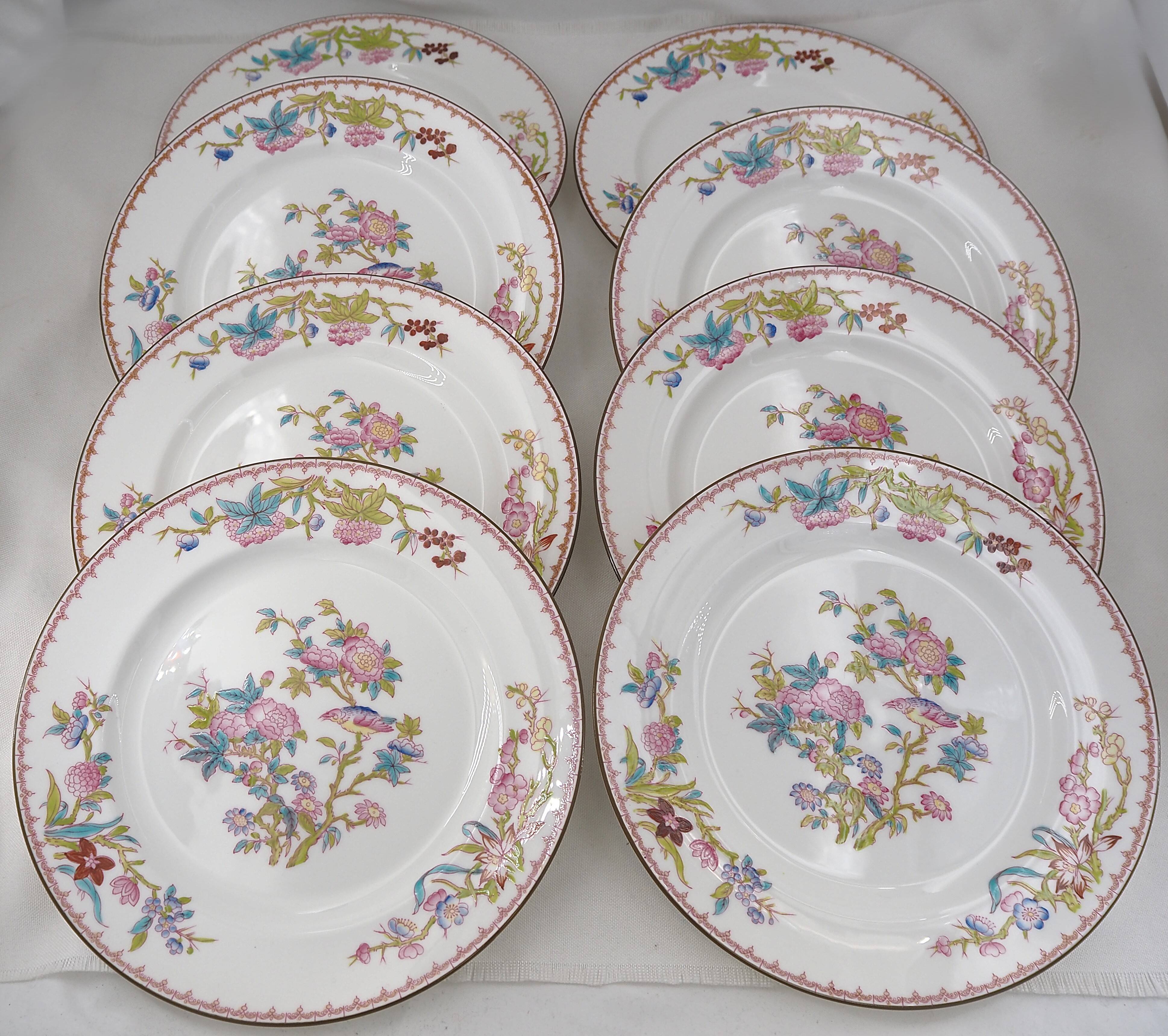 Minton Cuckoo, Coucou, 8 hand-painted porcelain dinner plates, 26 cm.