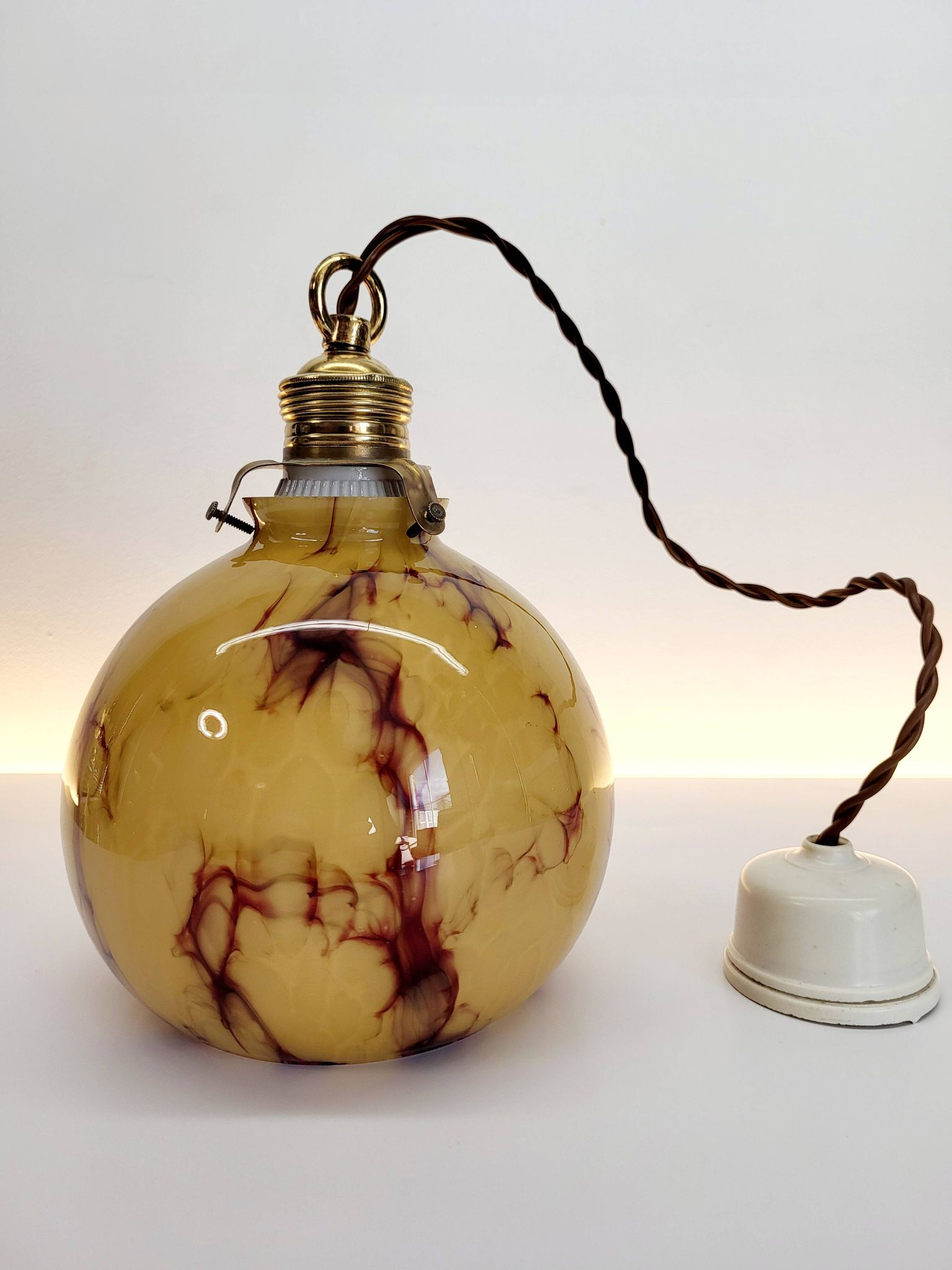 Art Deco lamp in opaline glaze Verreries de Scailmont Henri Heemskerk Belgium