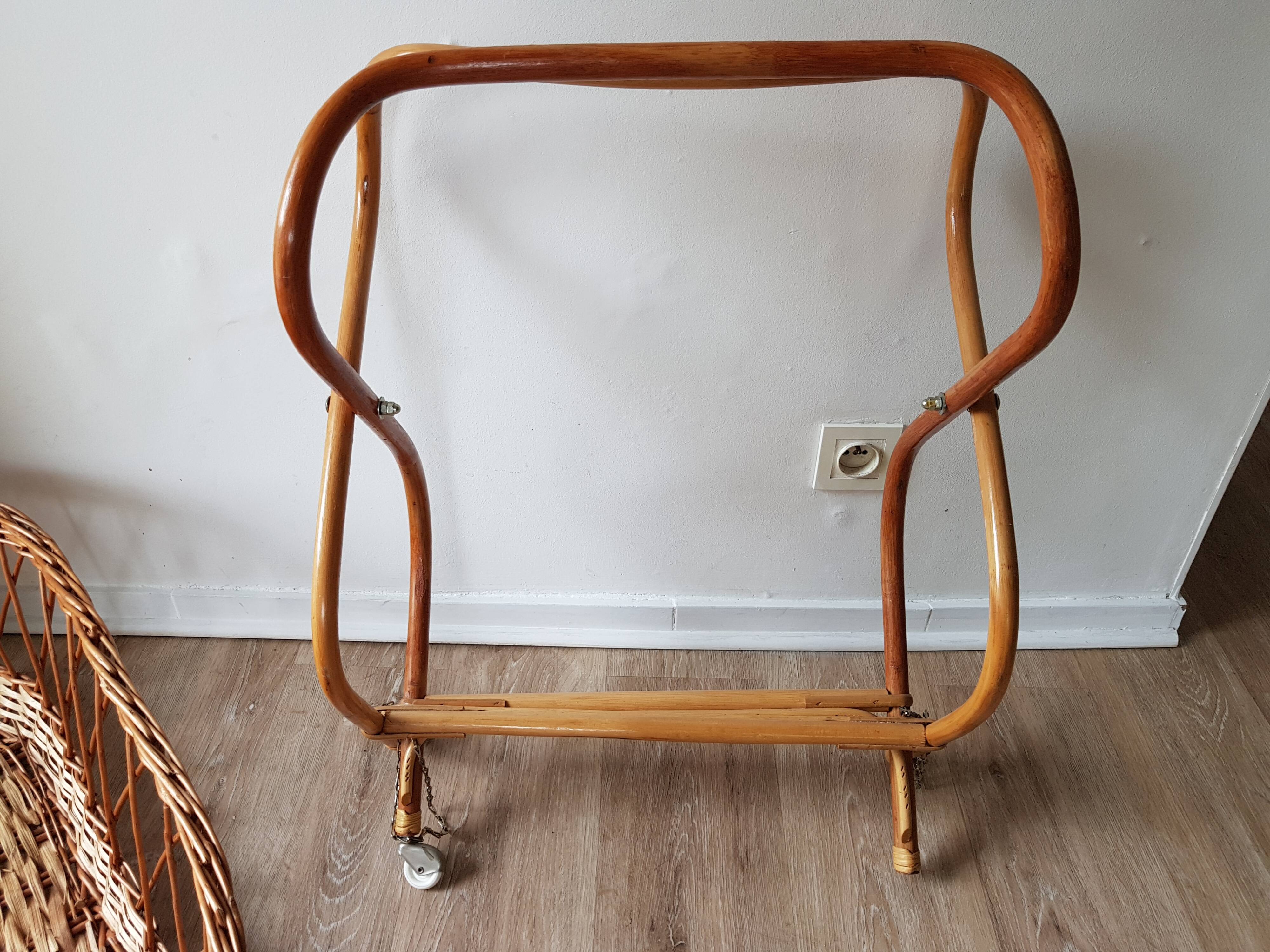 Rattan cradle 60s