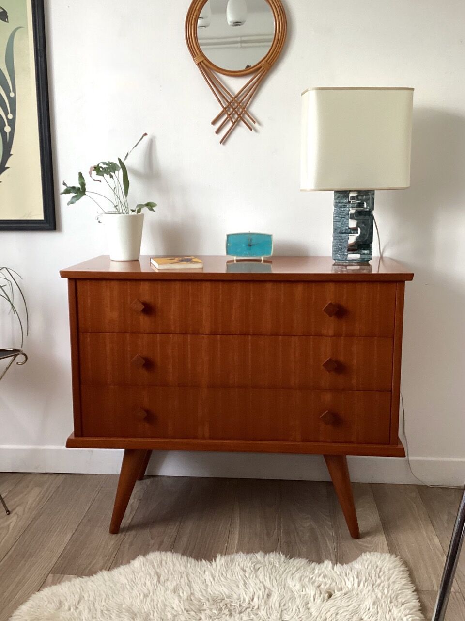 Compass feet dresser