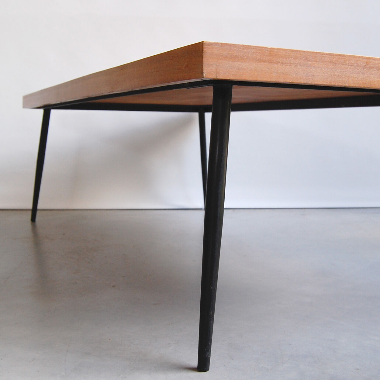 Vintage coffee table Meurop 1960