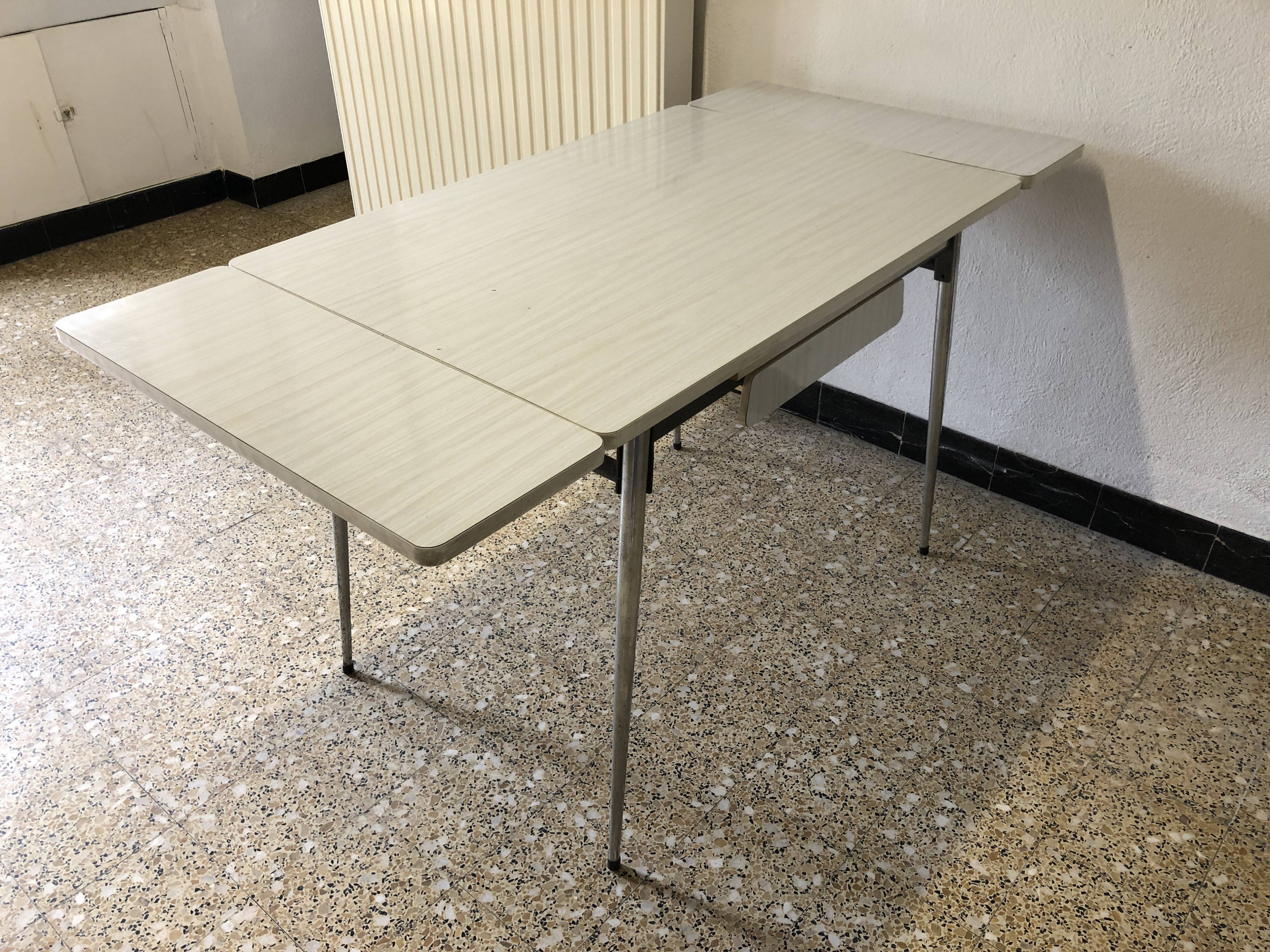 Table Formica
