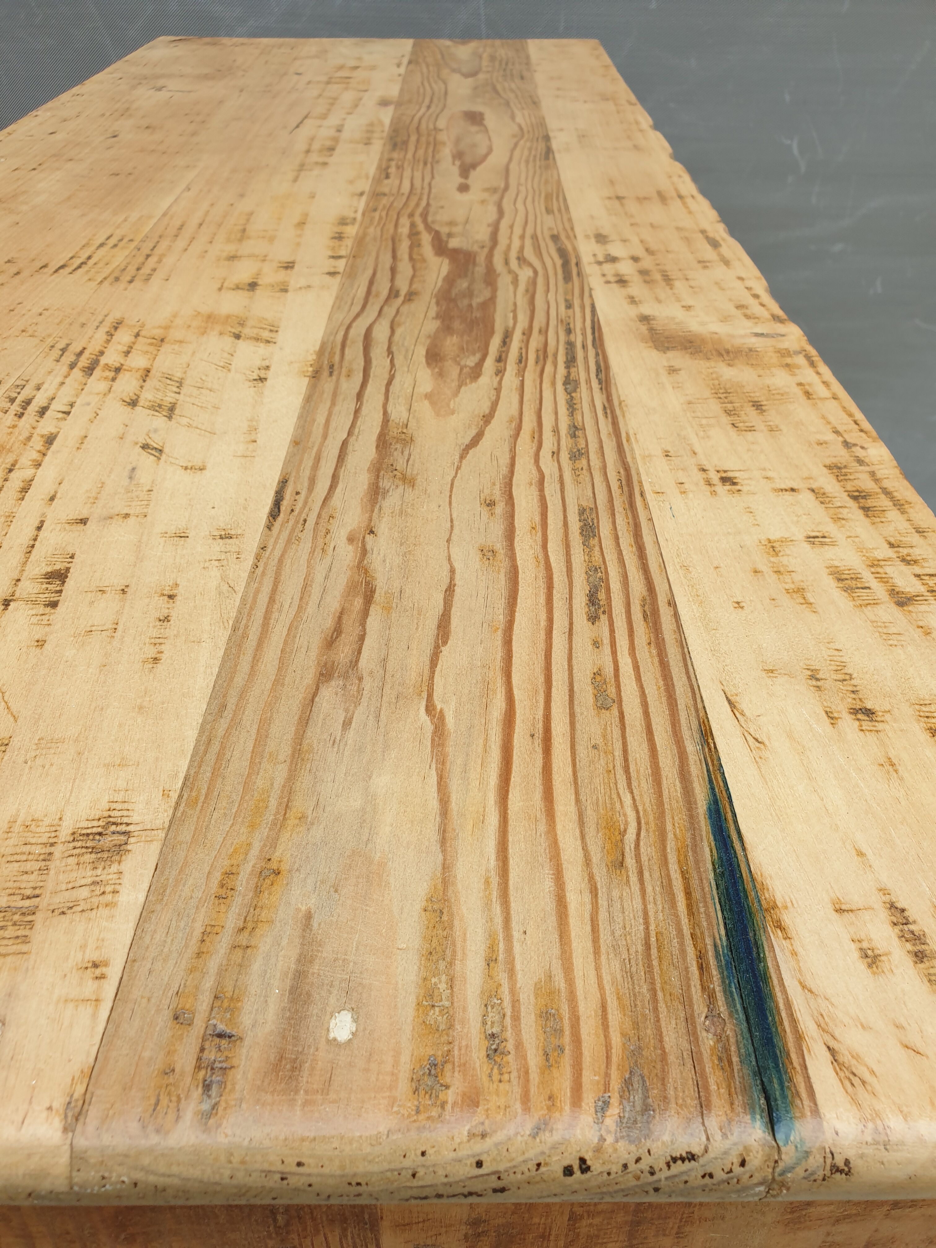 French countryside buffet serving Orme and Pitchpin XIXe