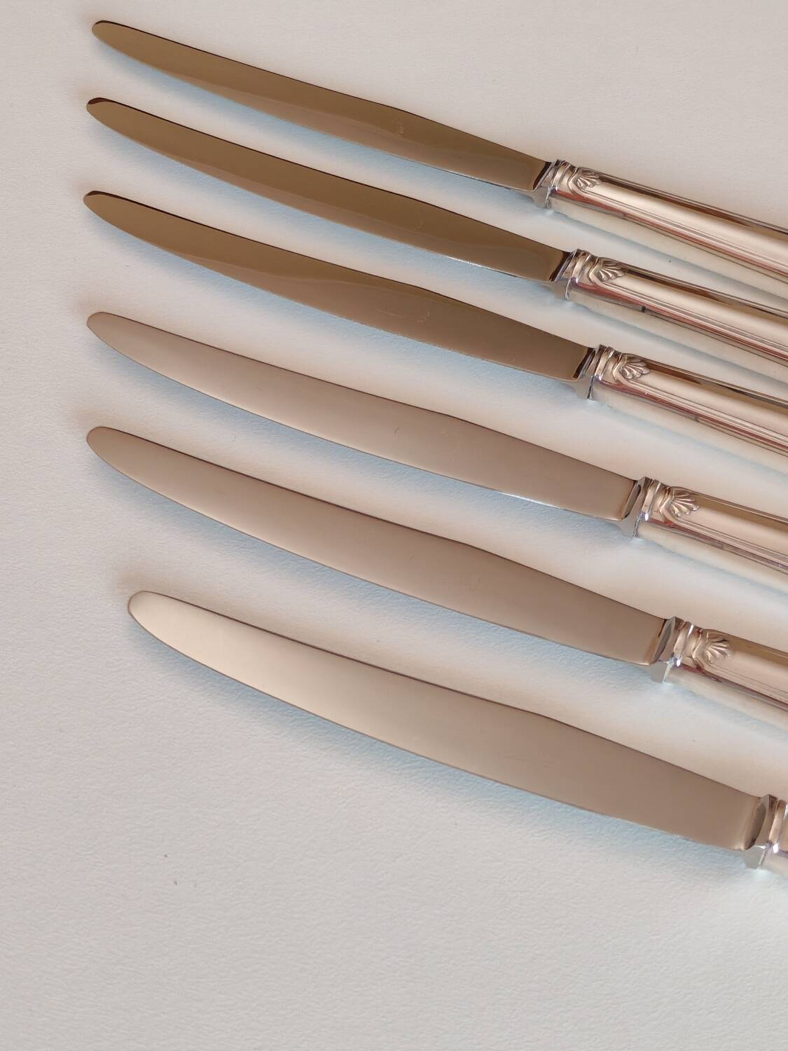 Silver-plated metal cheese knives