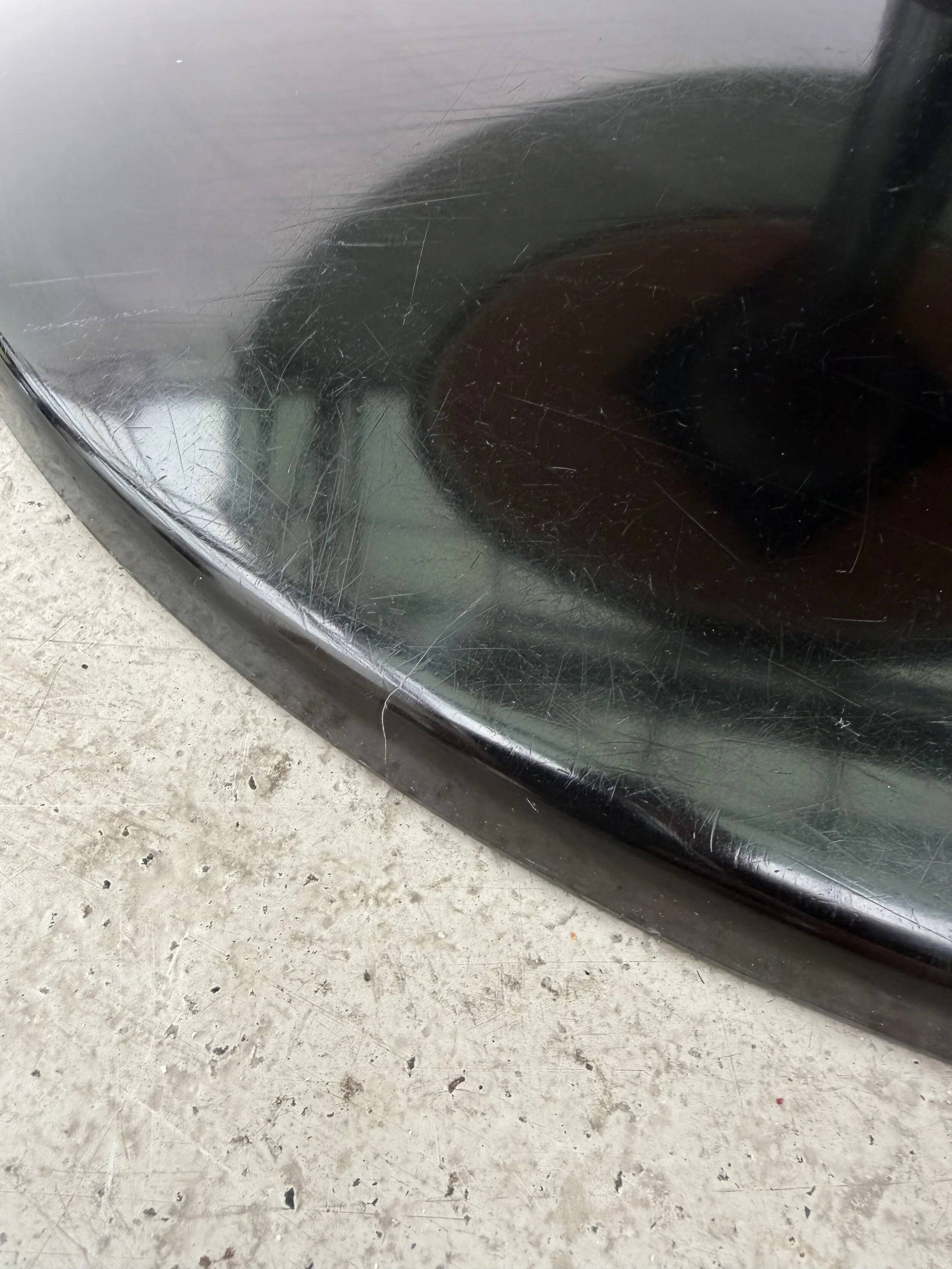 Tulip oval table by Chromcraft in plexiglass and aluminium, USA 1970.