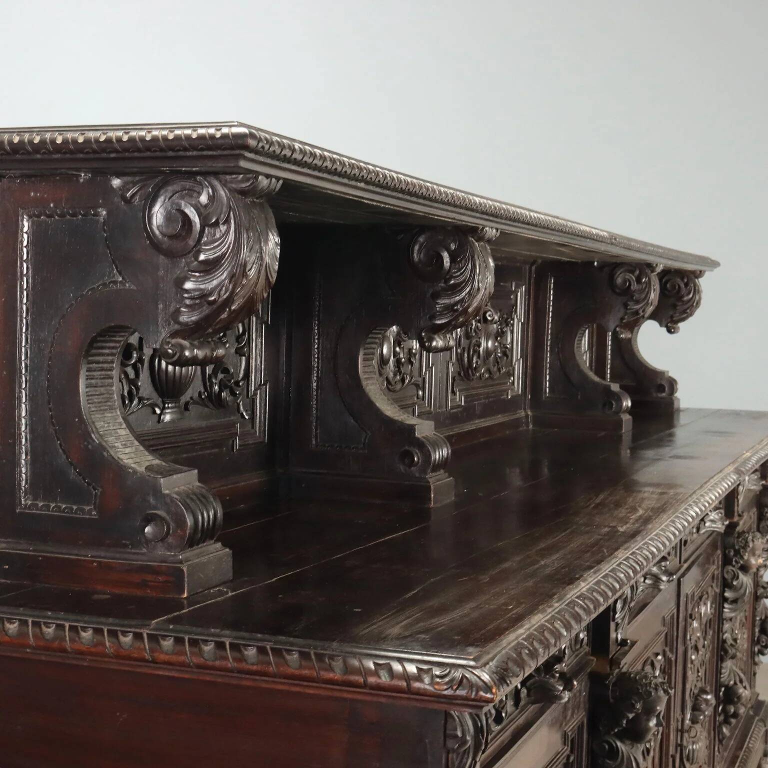 Antique neo-Renaissance walnut buffet, Italy, 19th century
