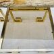 Paire de tables d’appoint laiton et verre circa 1970/80