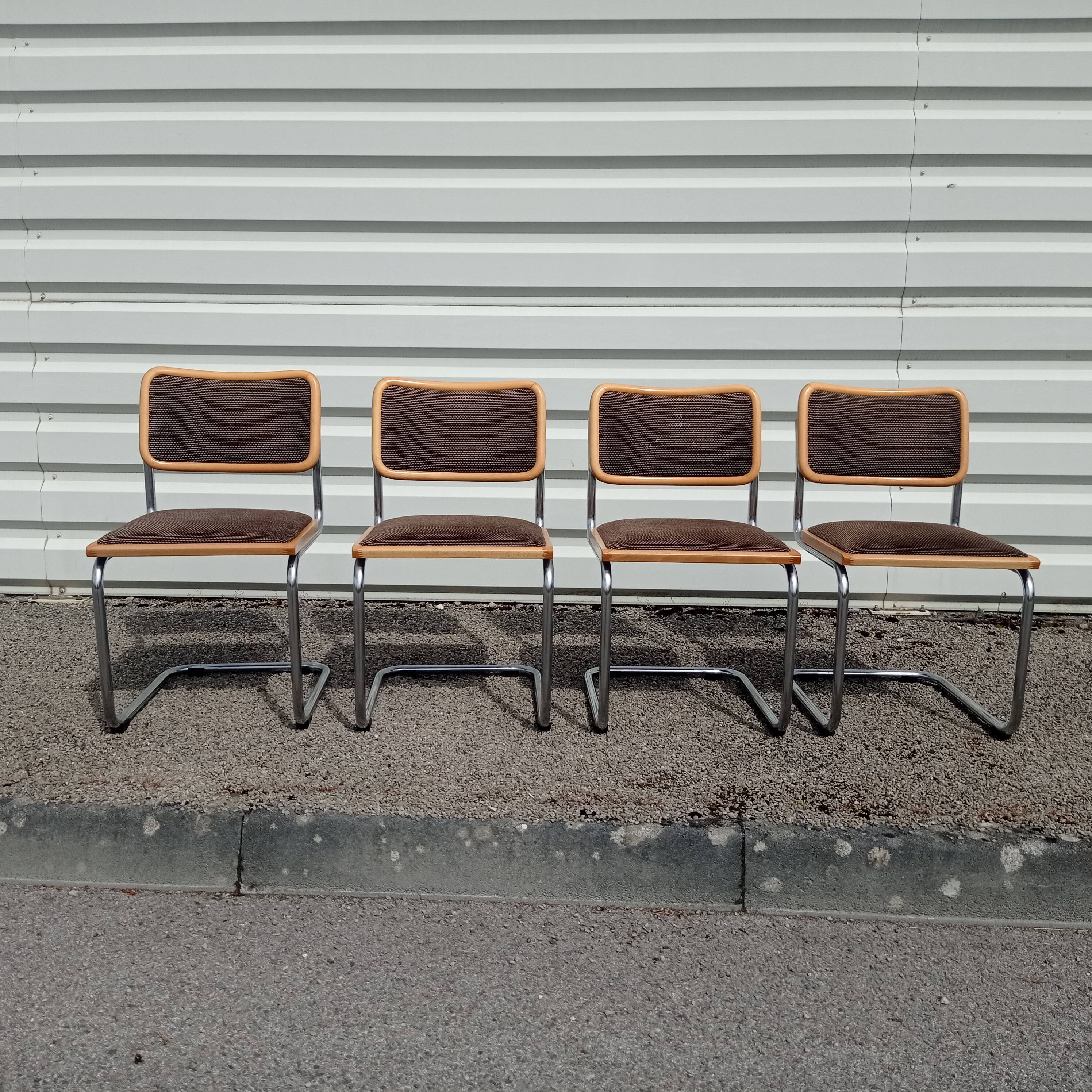 Series of 4 wooden chairs by Marcel in wood and fabric