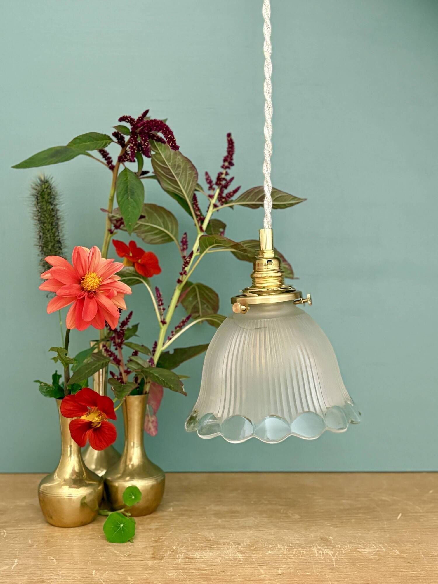 Vintage tulip suspension in frosted glass (TFB1)