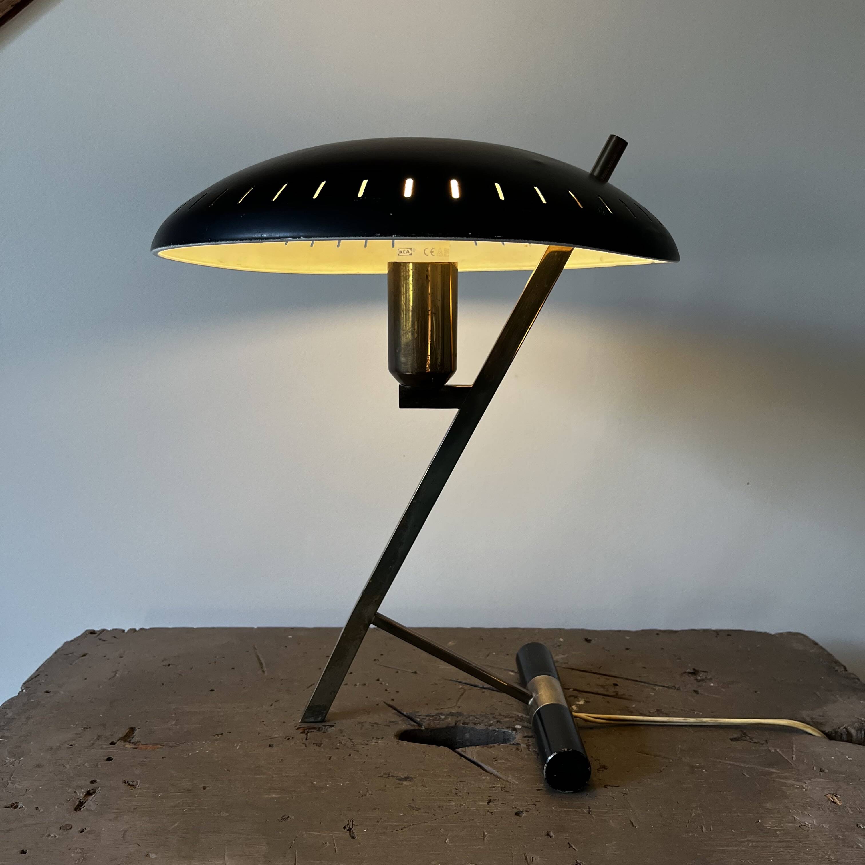 Louis Kalff lamp model Z