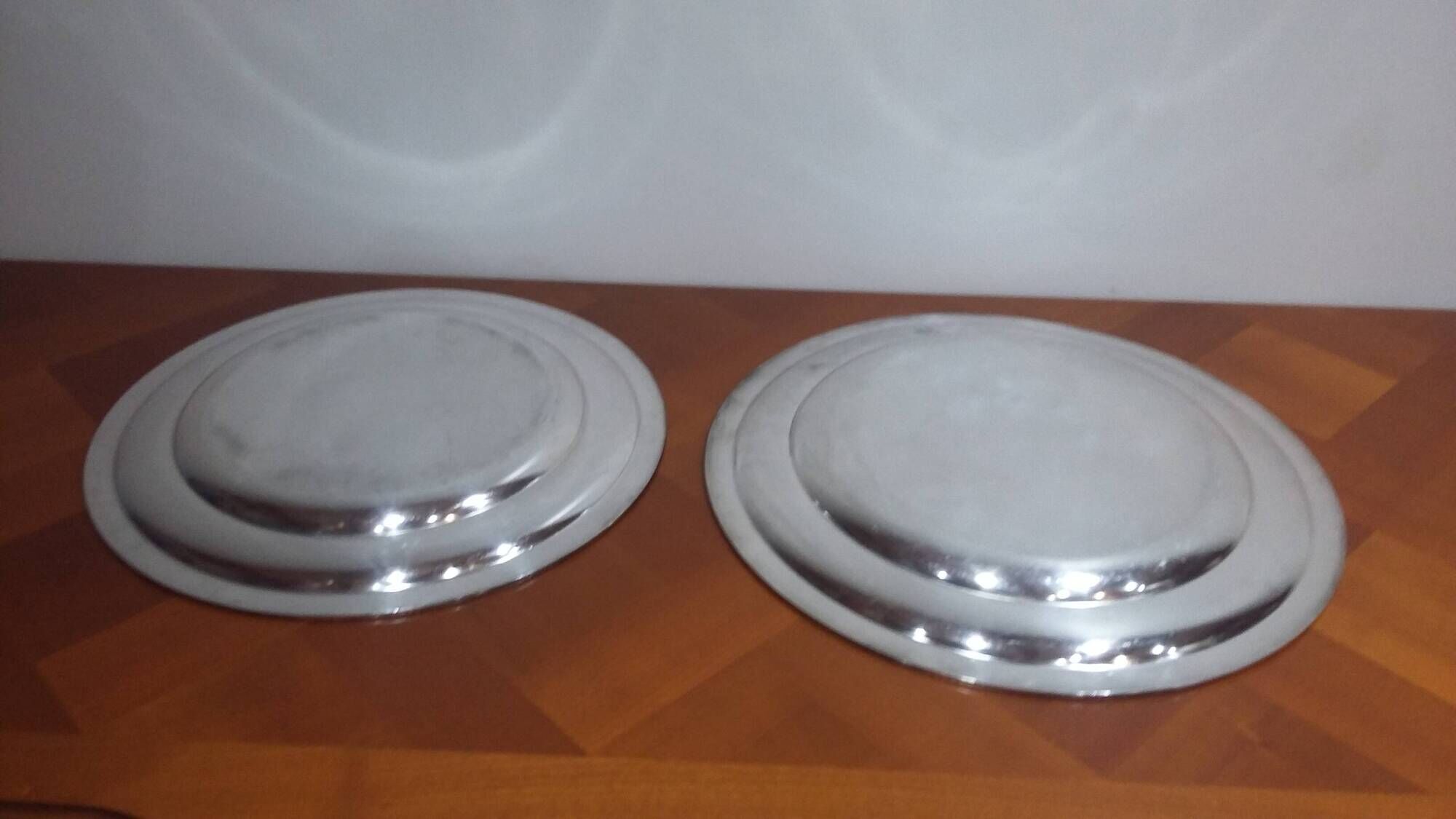 Very Pretty Set of 2 Round Silver-Plated Metal Dishes, Art Deco Orbrille