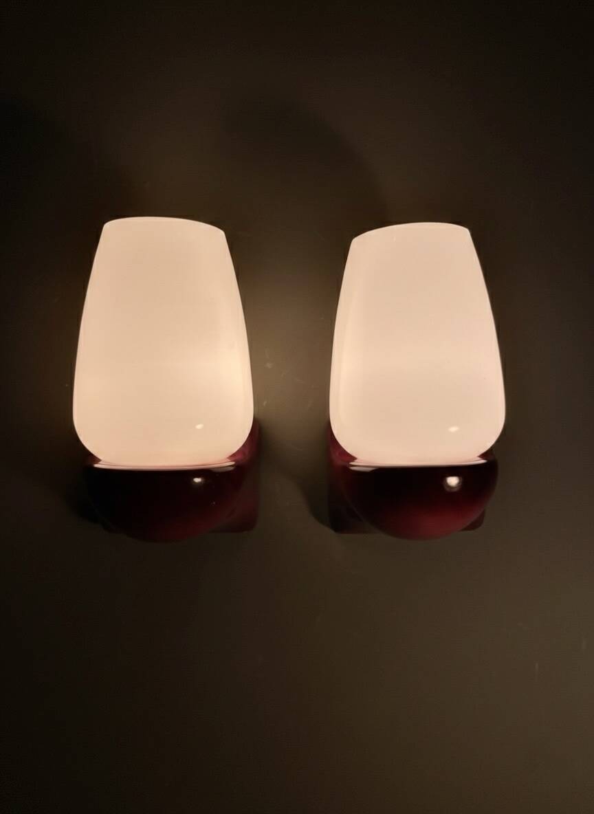 Pair of vintage Italian Greggio Space Age wall lights 60/70 opalines Made