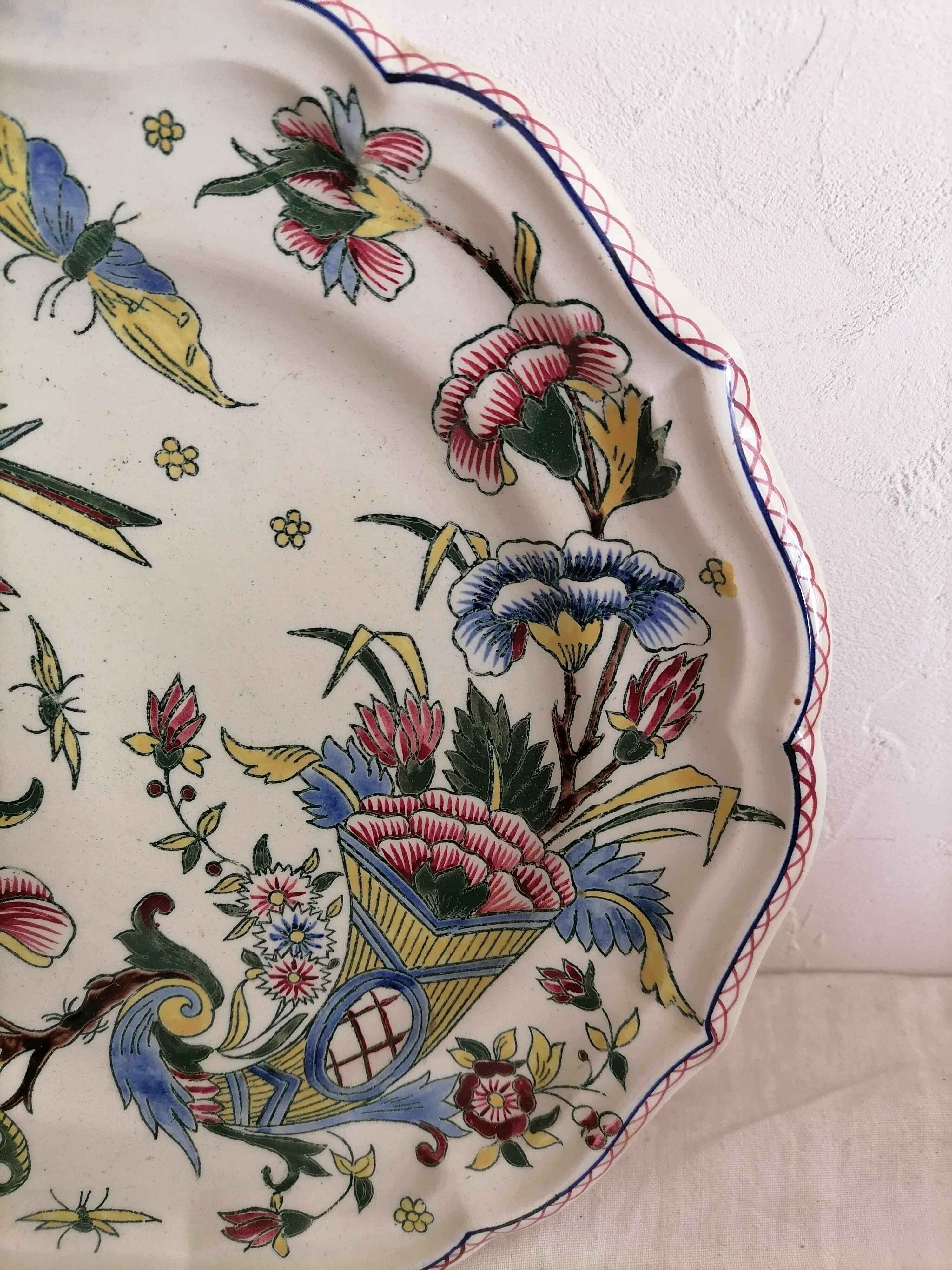 Old earthenware plate of Gien, cornucopia décor