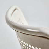 Chaise pliante en métal blanc