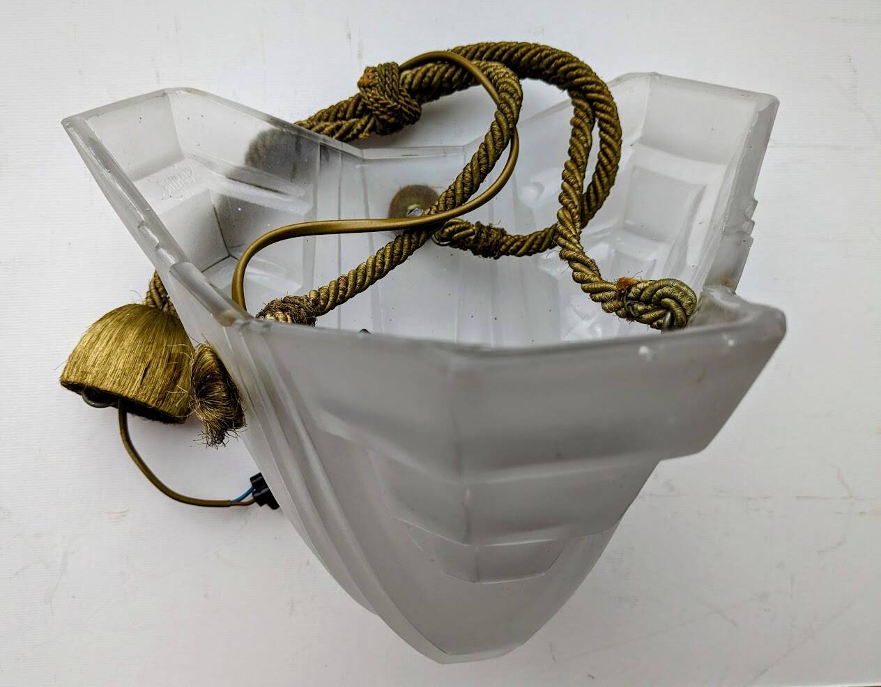 Degué art deco pendant lights