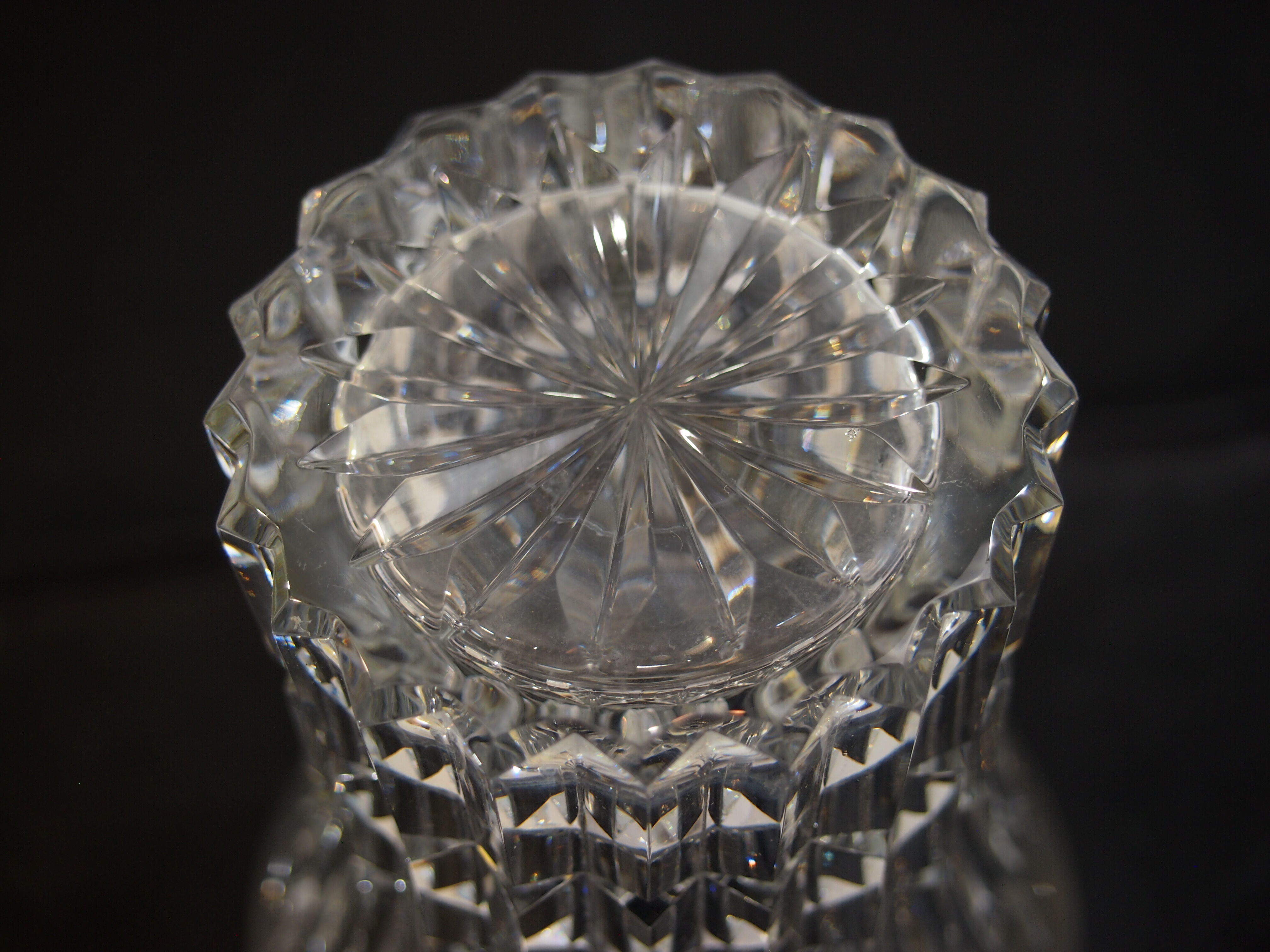 Ancient carafe with its cut crystal bouchon