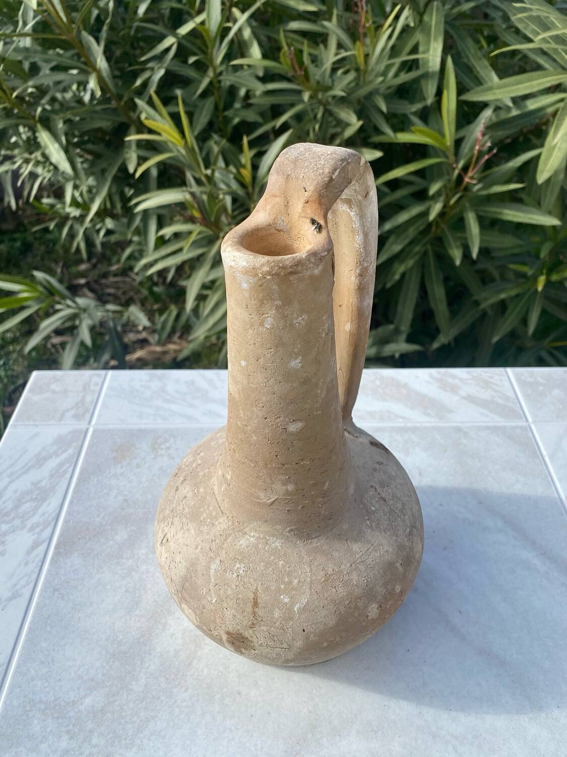 Ancienne cruche en Terre cuite