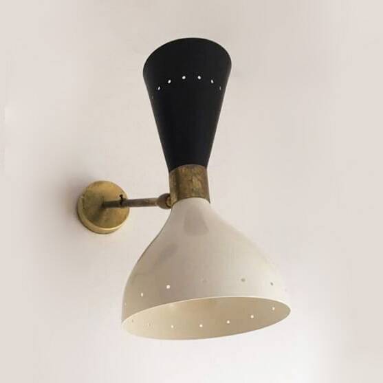 Pair of Italian design wall lights from the 1950s.