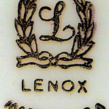 Porcelain salad with trendy holly berries - Lenox - Made in U.S.A.