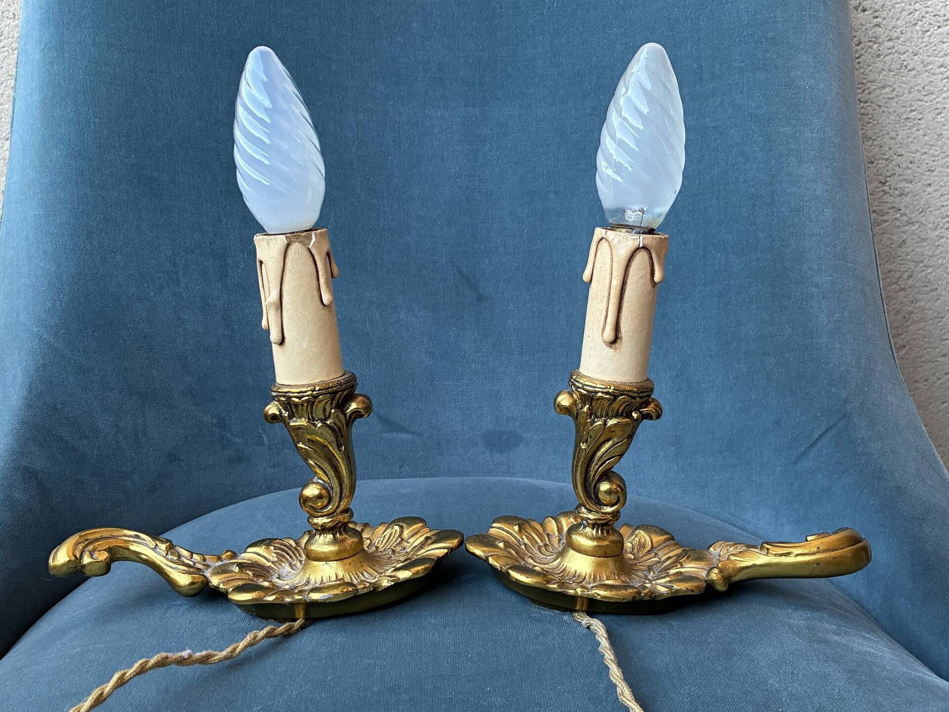 Paire de lampe en bronze style Louis XV