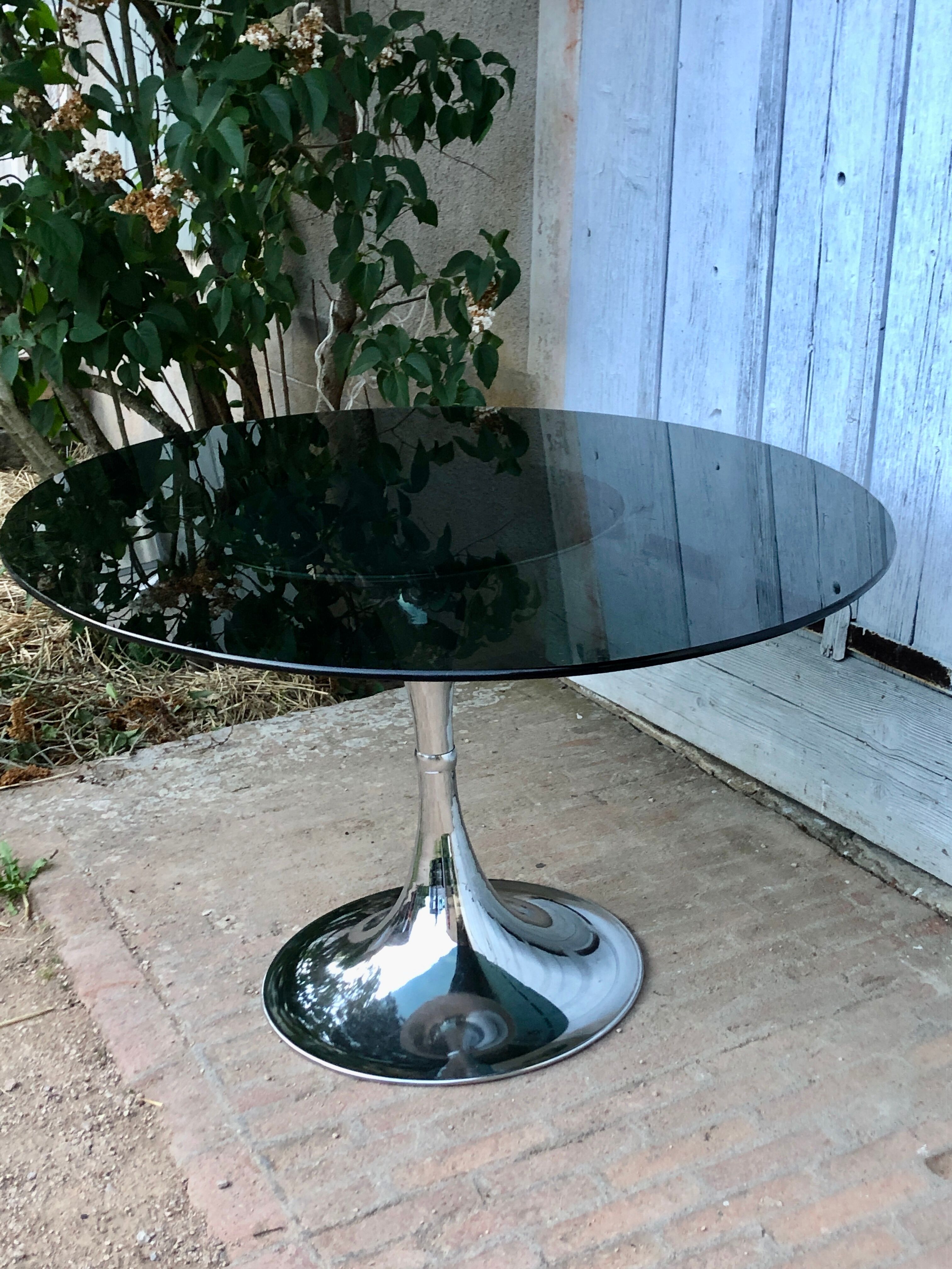Tulip table oval glass and chrome 1970