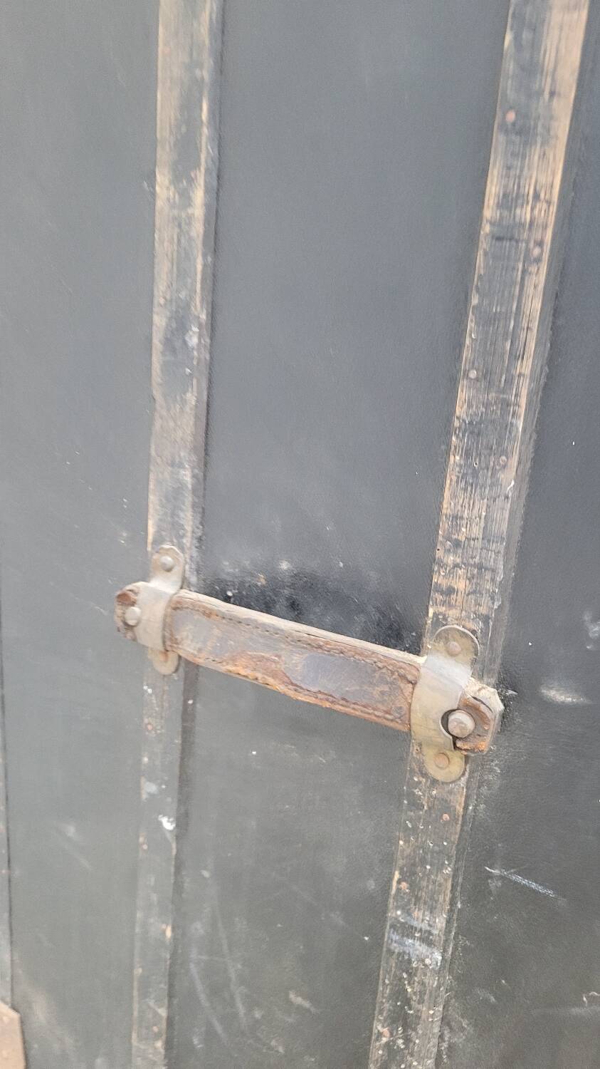 Malle cabine de la marque "La Malle Bernard" Paris -1900s