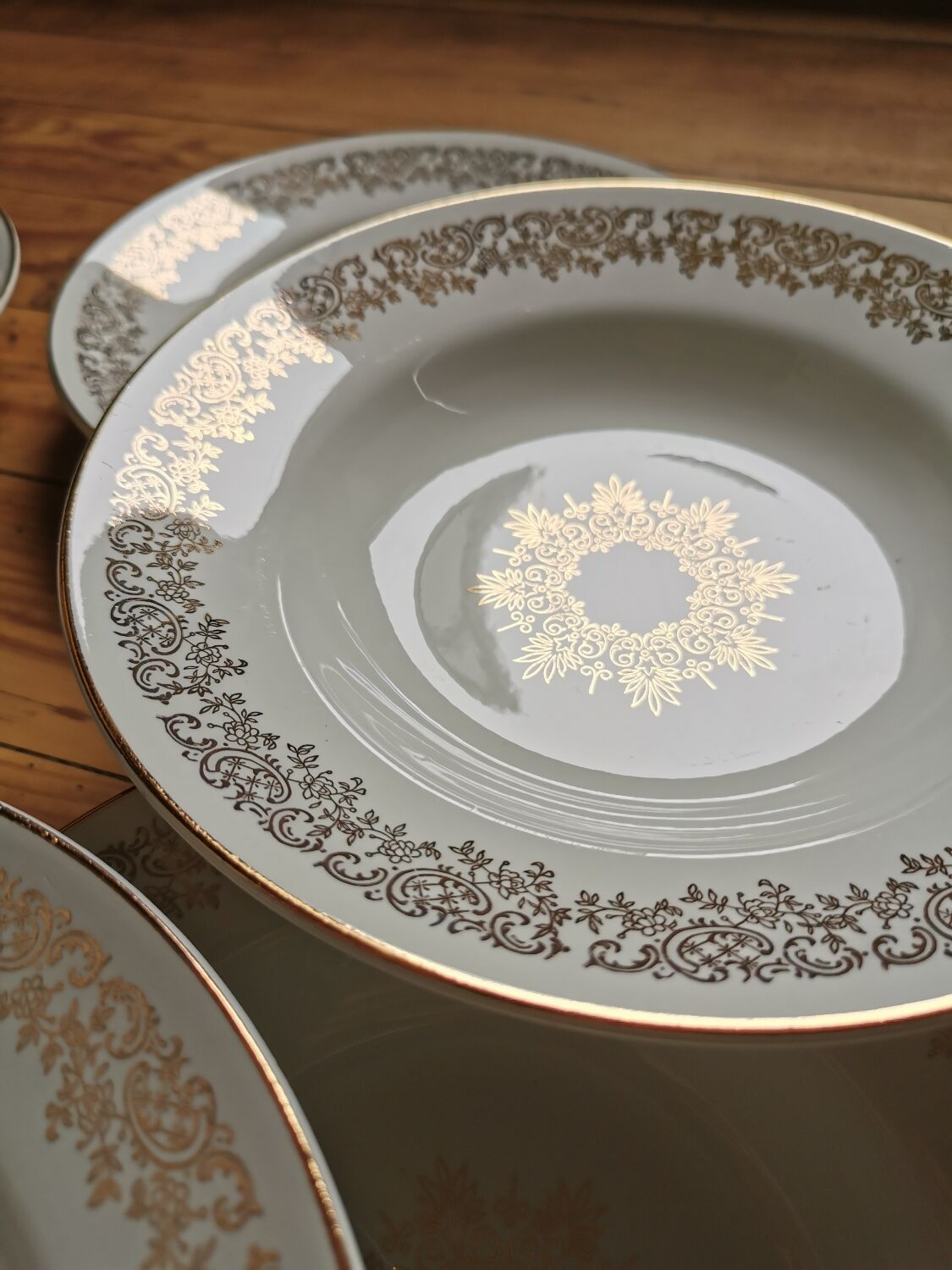 Vintage golden hollow plates