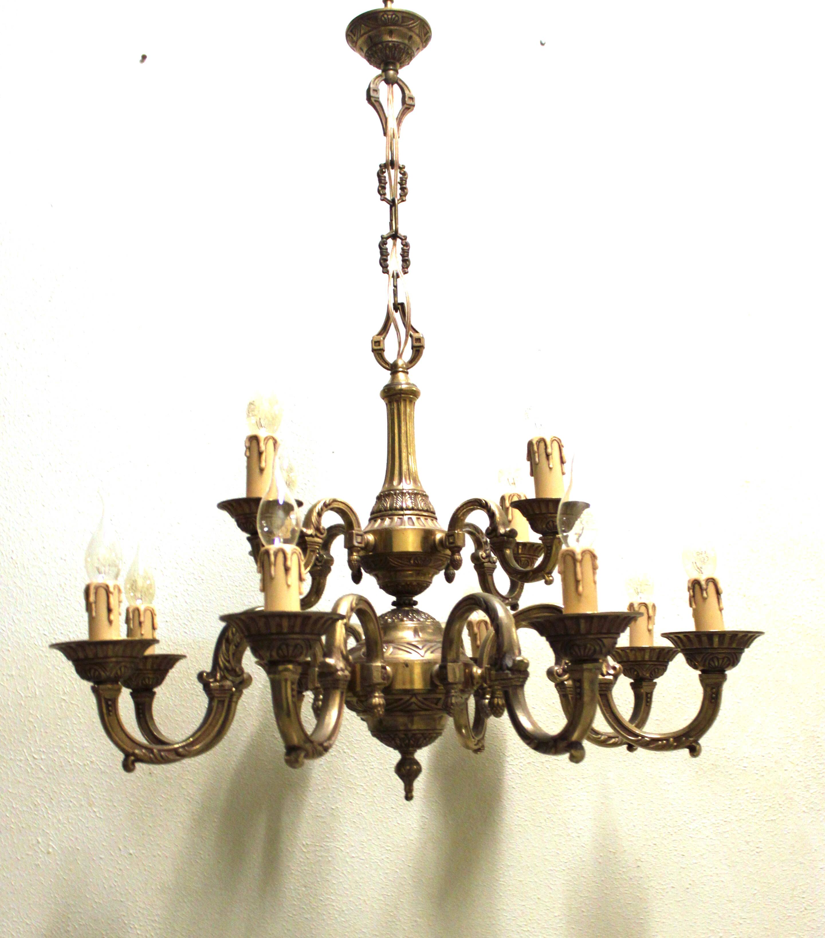 Bronze chandelier, Mazarin style, 12 lights, mid-19th century.