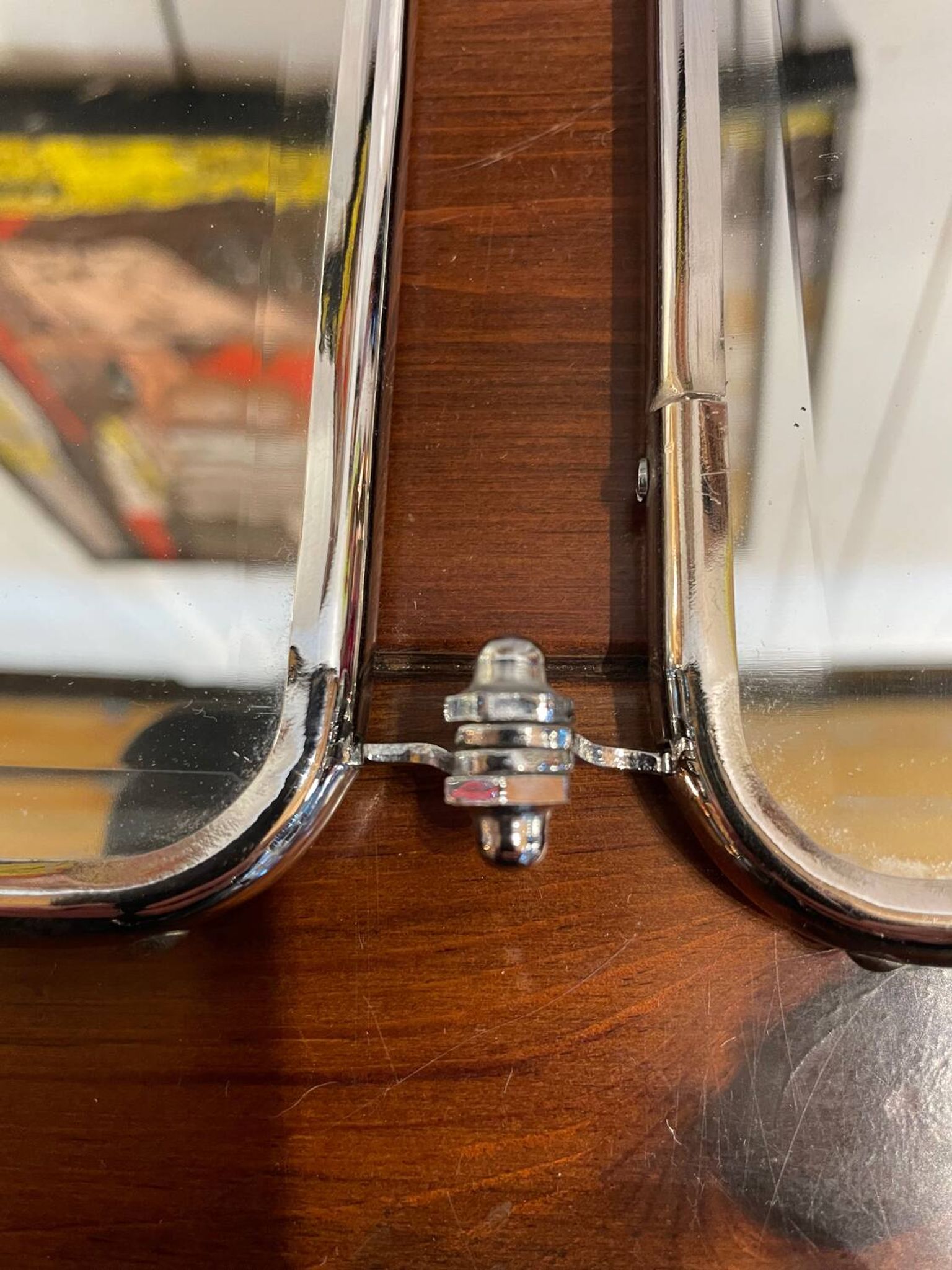 Triptych barber mirror
