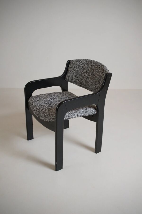 Chaise dans le goût de Eero Aarnio